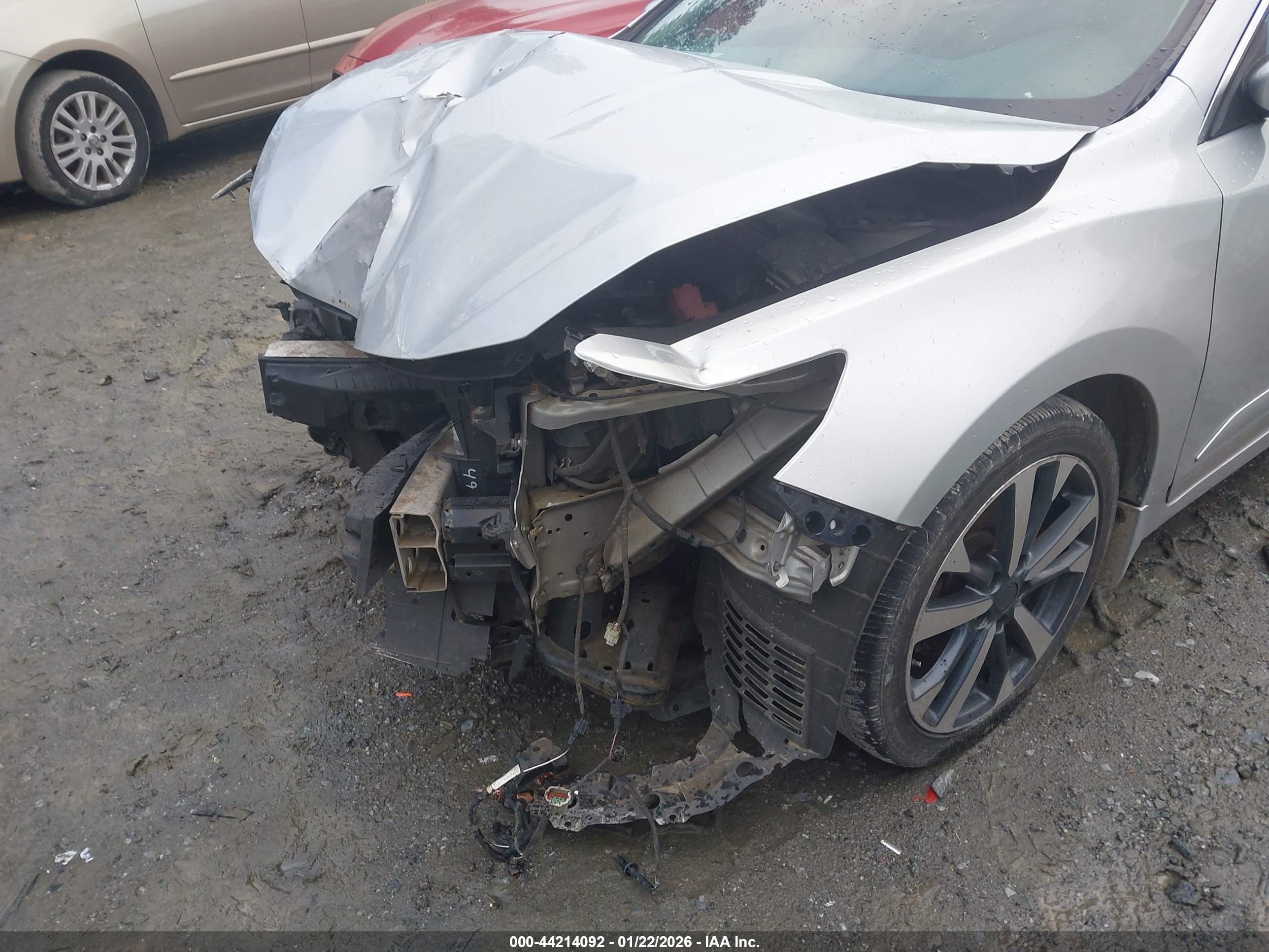 NISSAN ALTIMA image 6