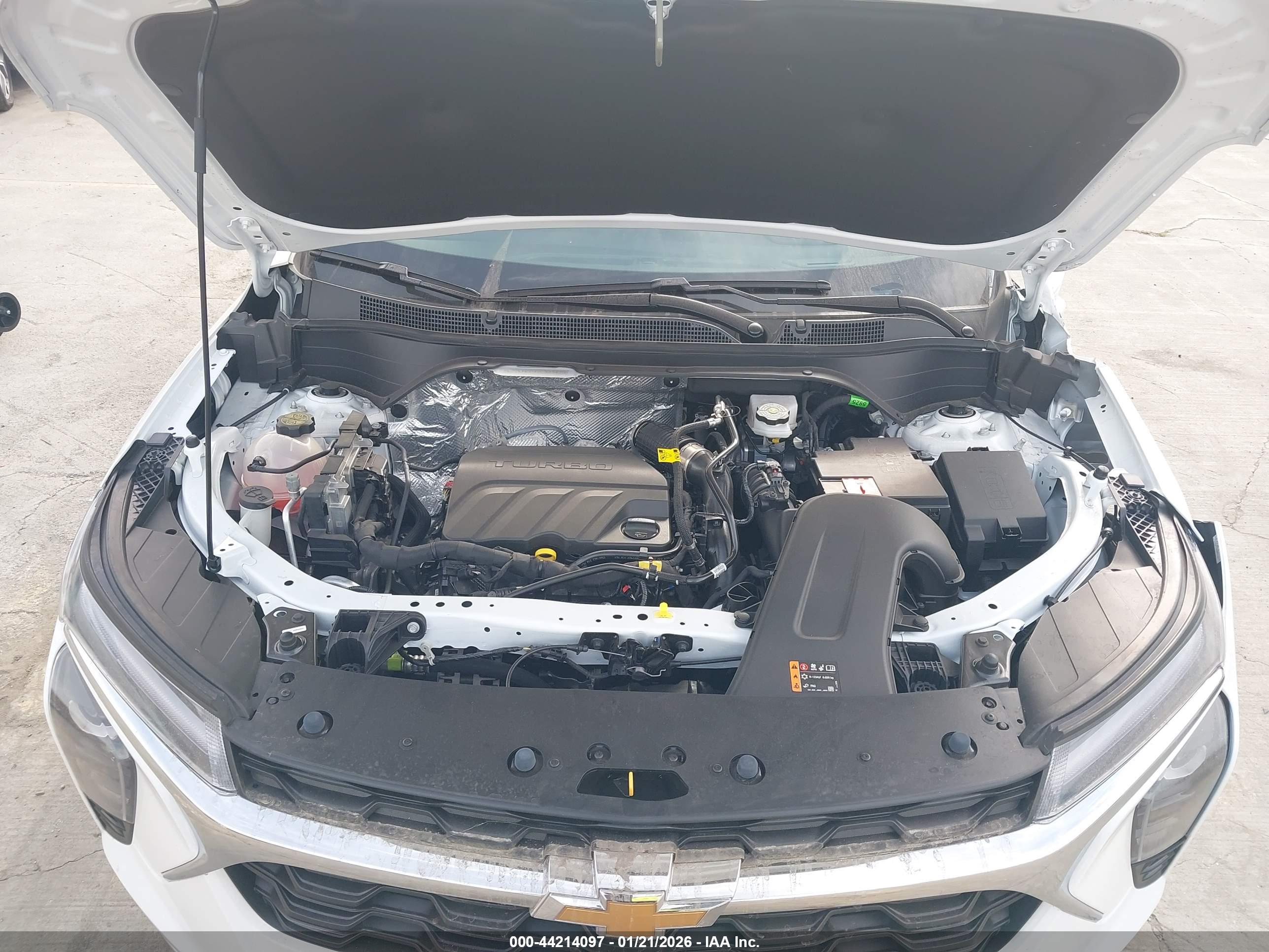 CHEVROLET TRAX image 10