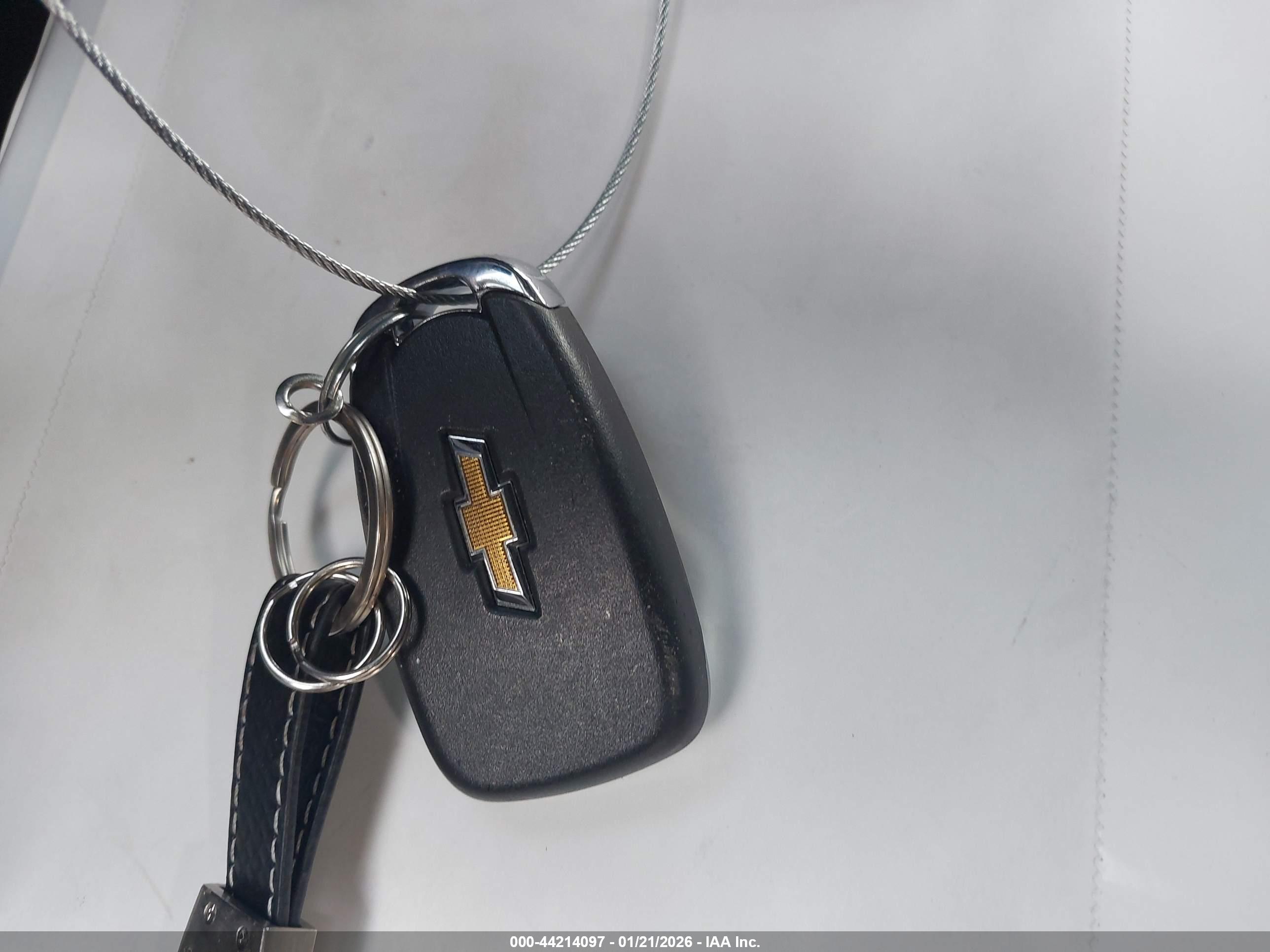 CHEVROLET TRAX image 11