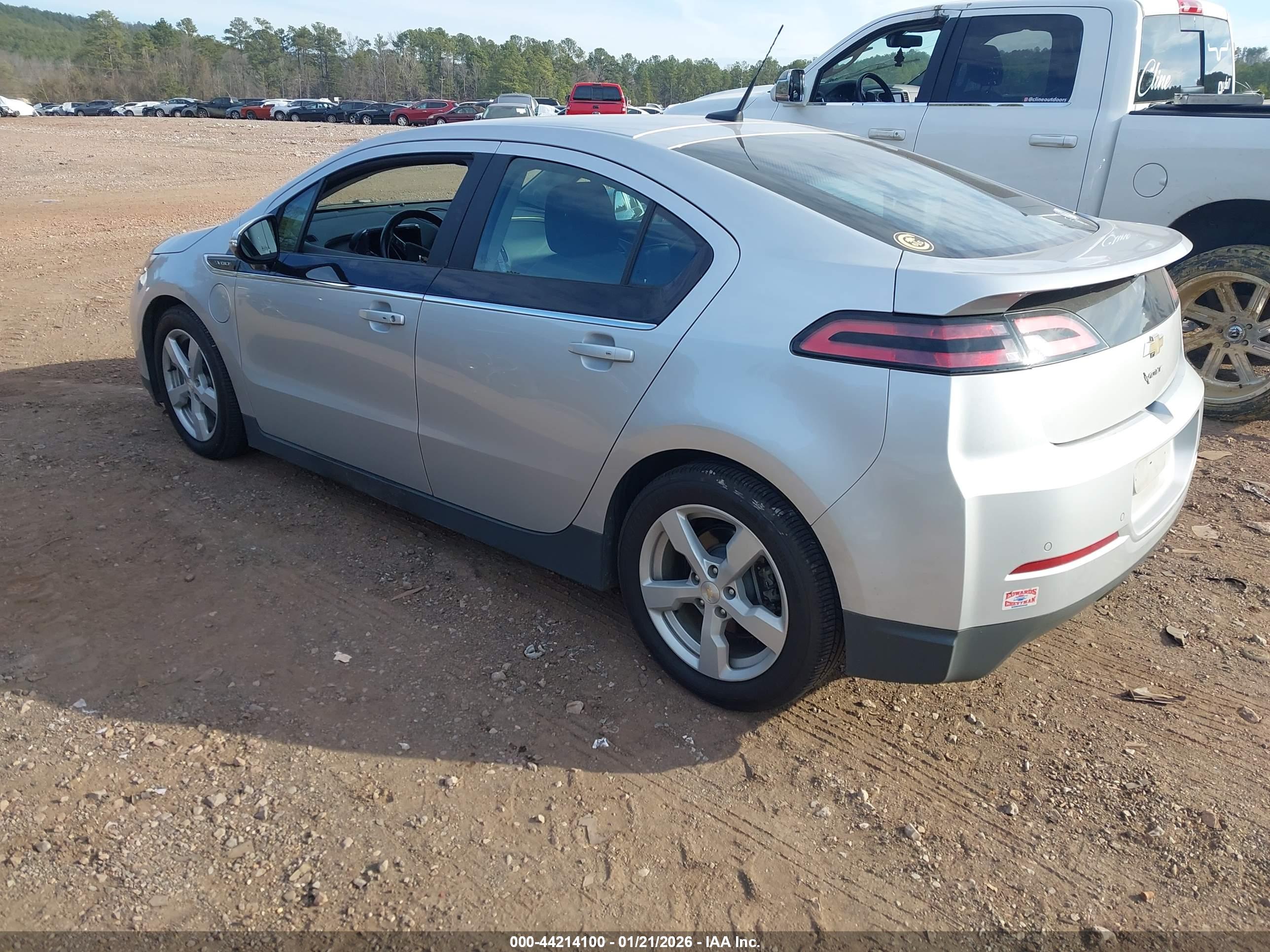 CHEVROLET VOLT image 3