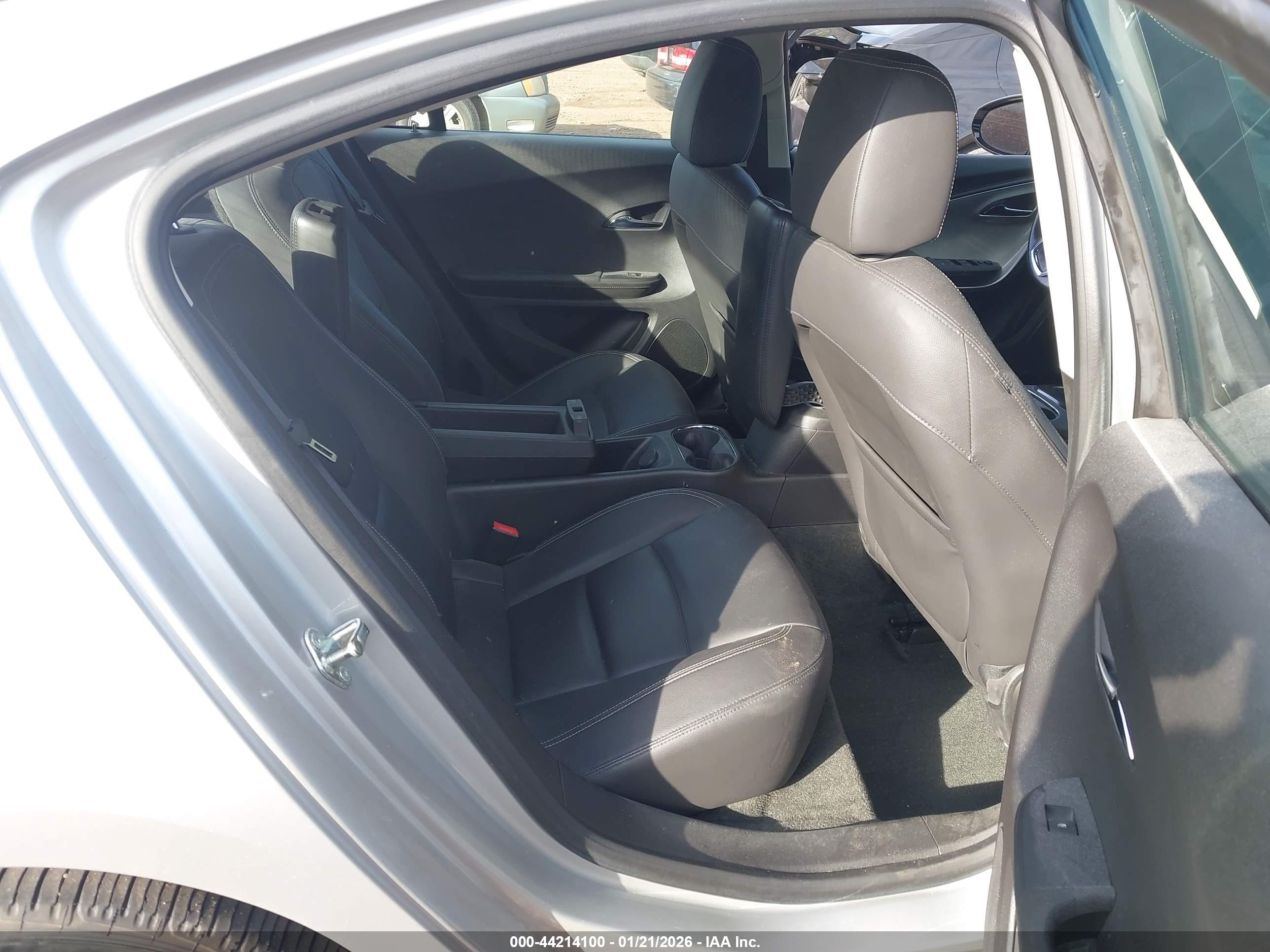 CHEVROLET VOLT image 8
