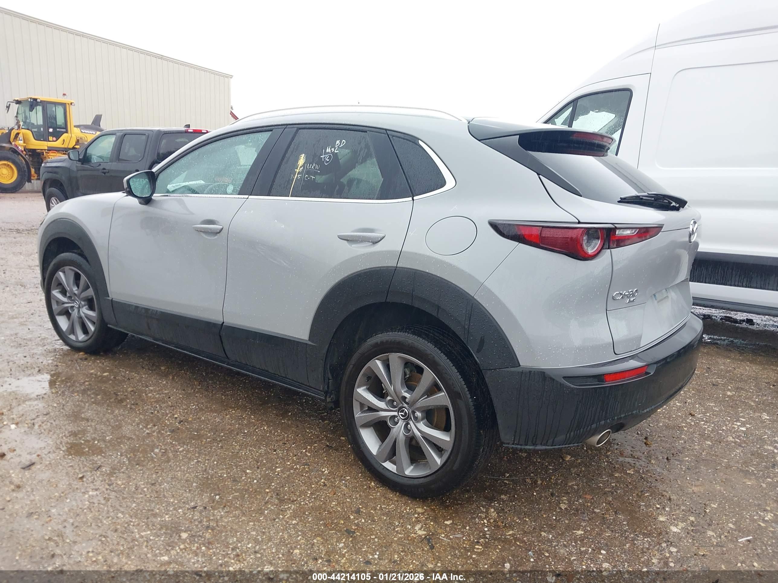 MAZDA CX-30 image 3