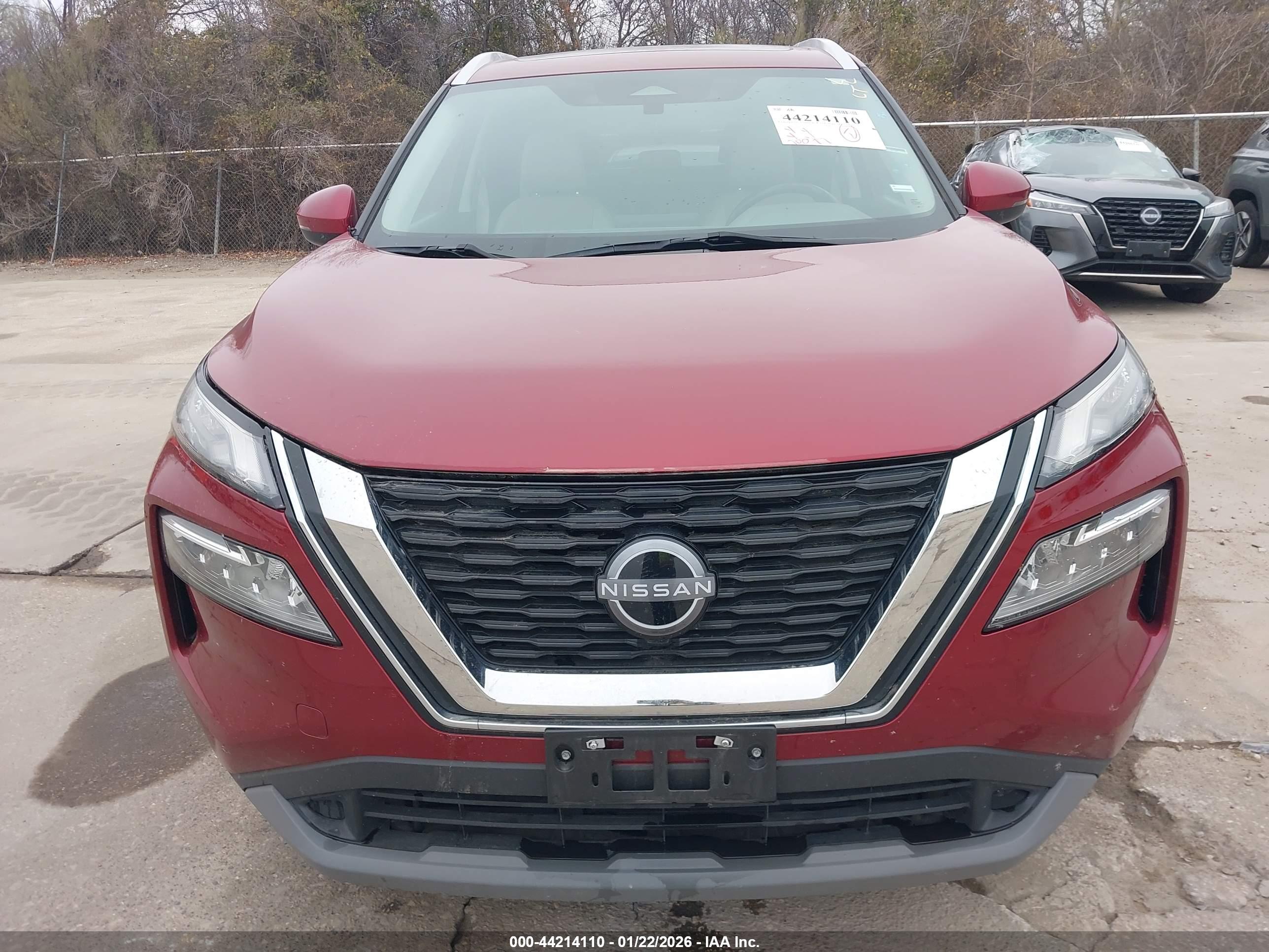 NISSAN ROGUE image 6