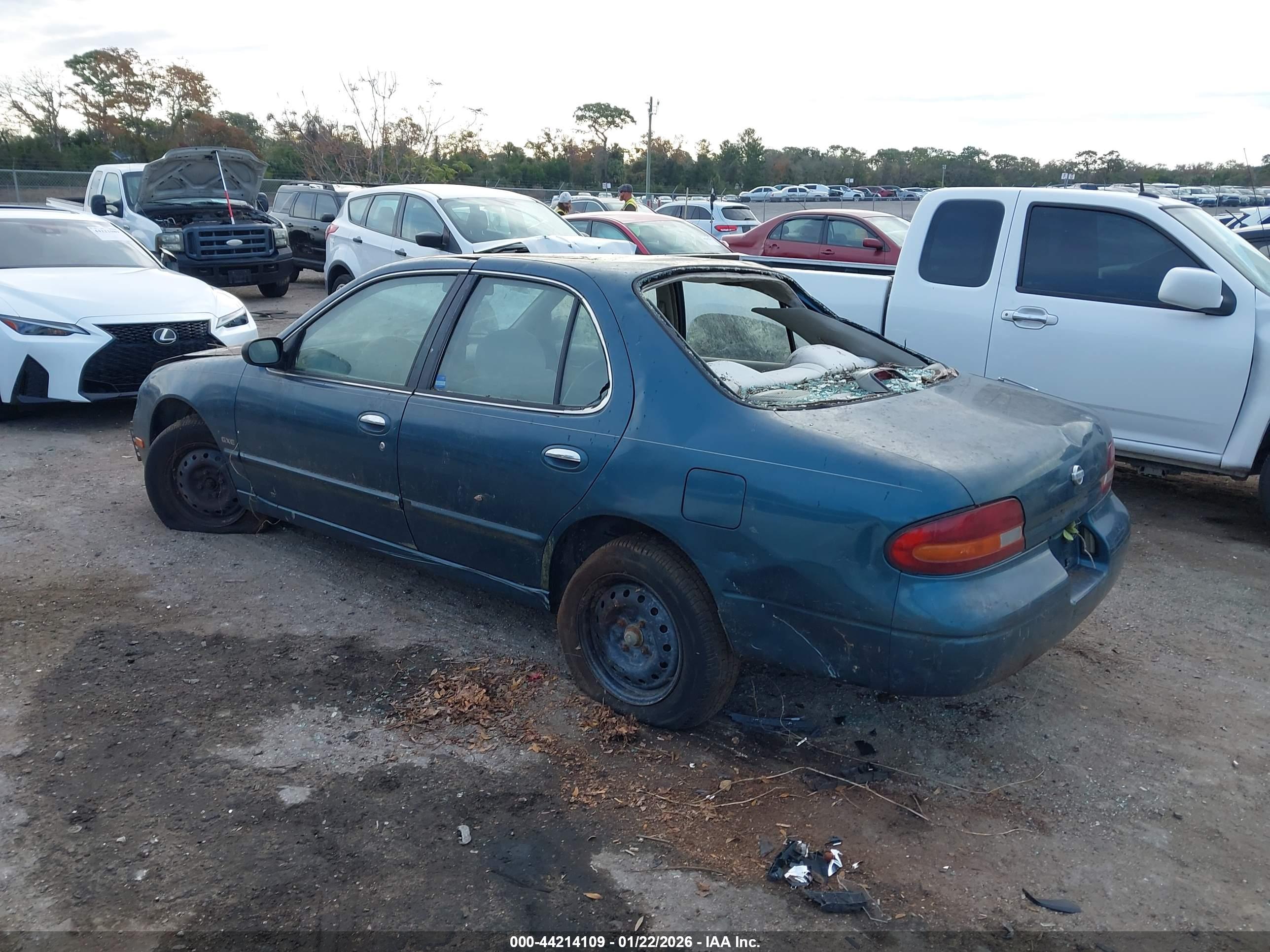 NISSAN ALTIMA image 3