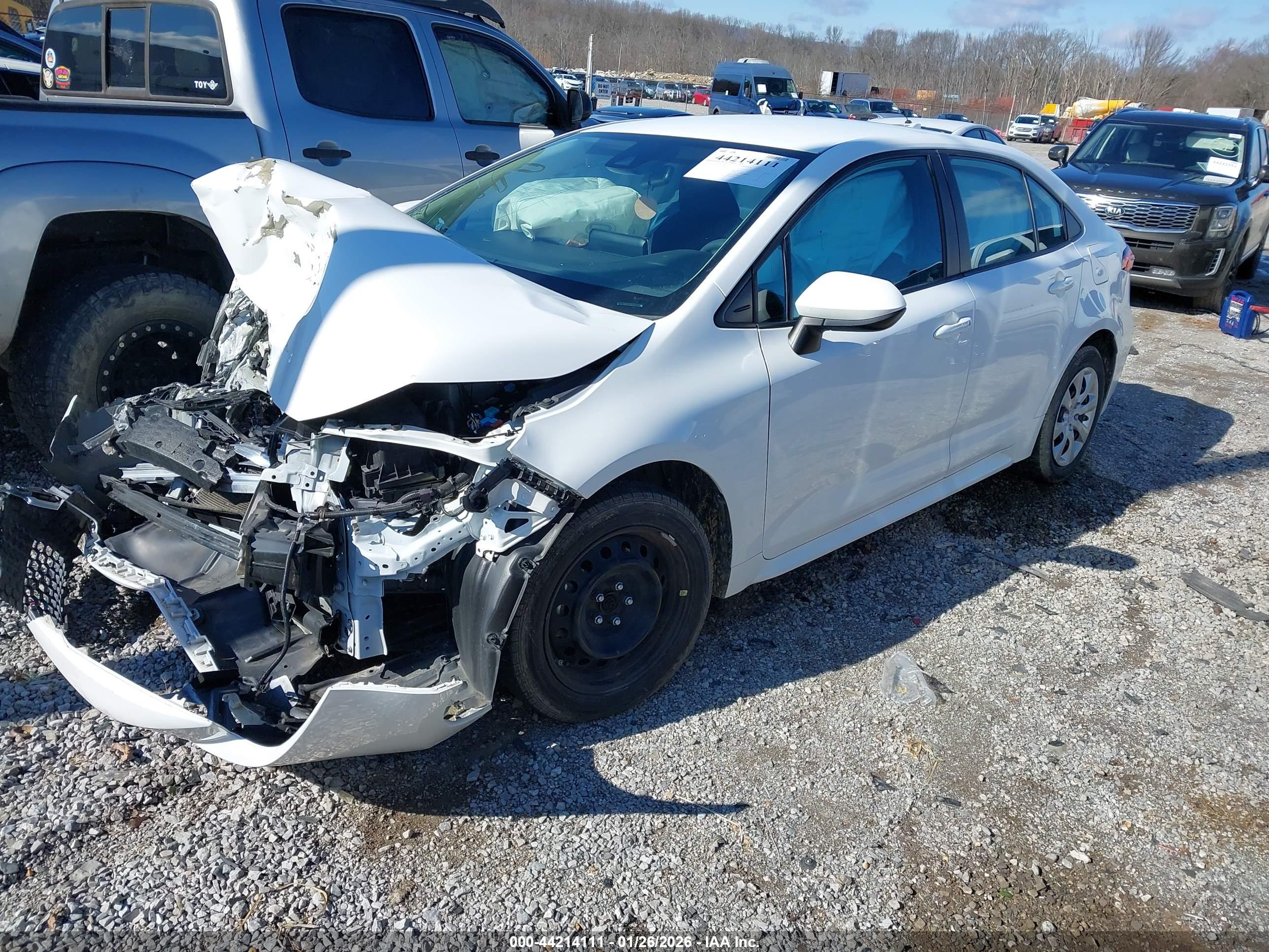 TOYOTA COROLLA image 2