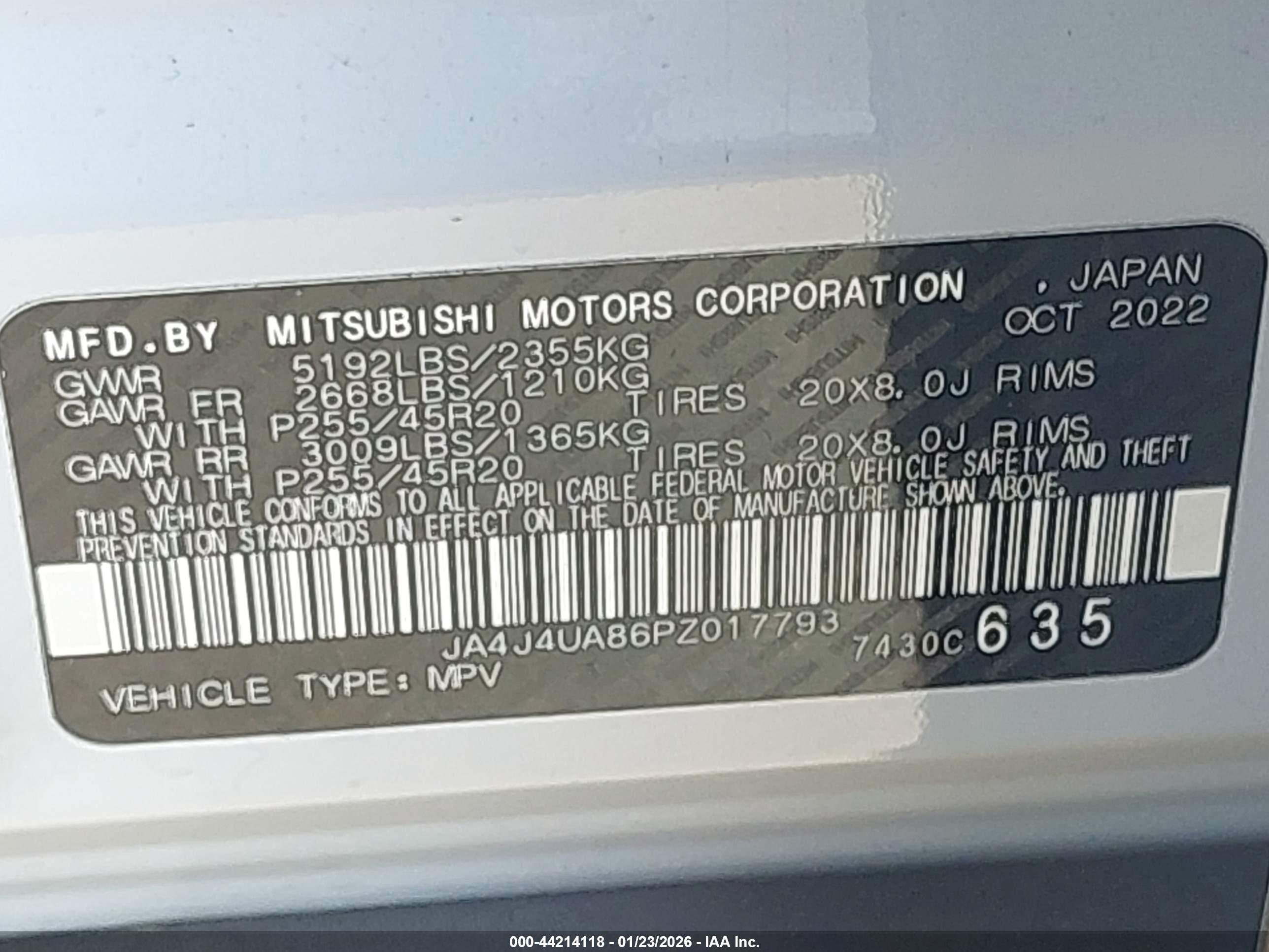MITSUBISHI OUTLANDER image 9