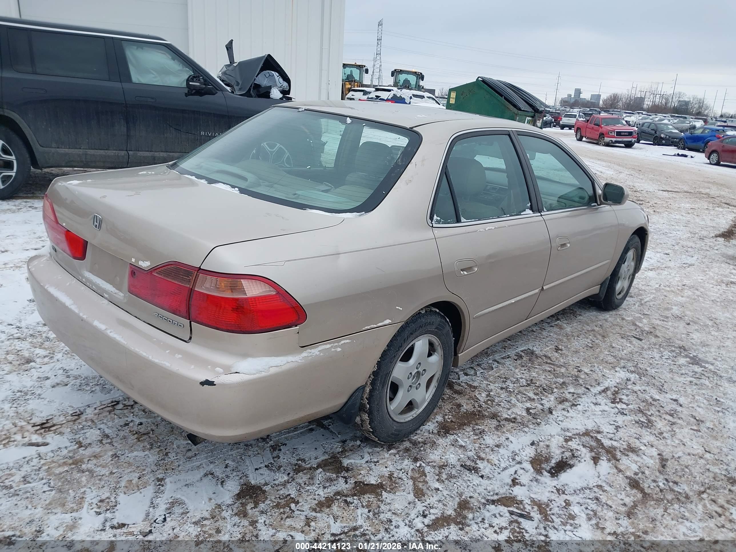 HONDA ACCORD image 4