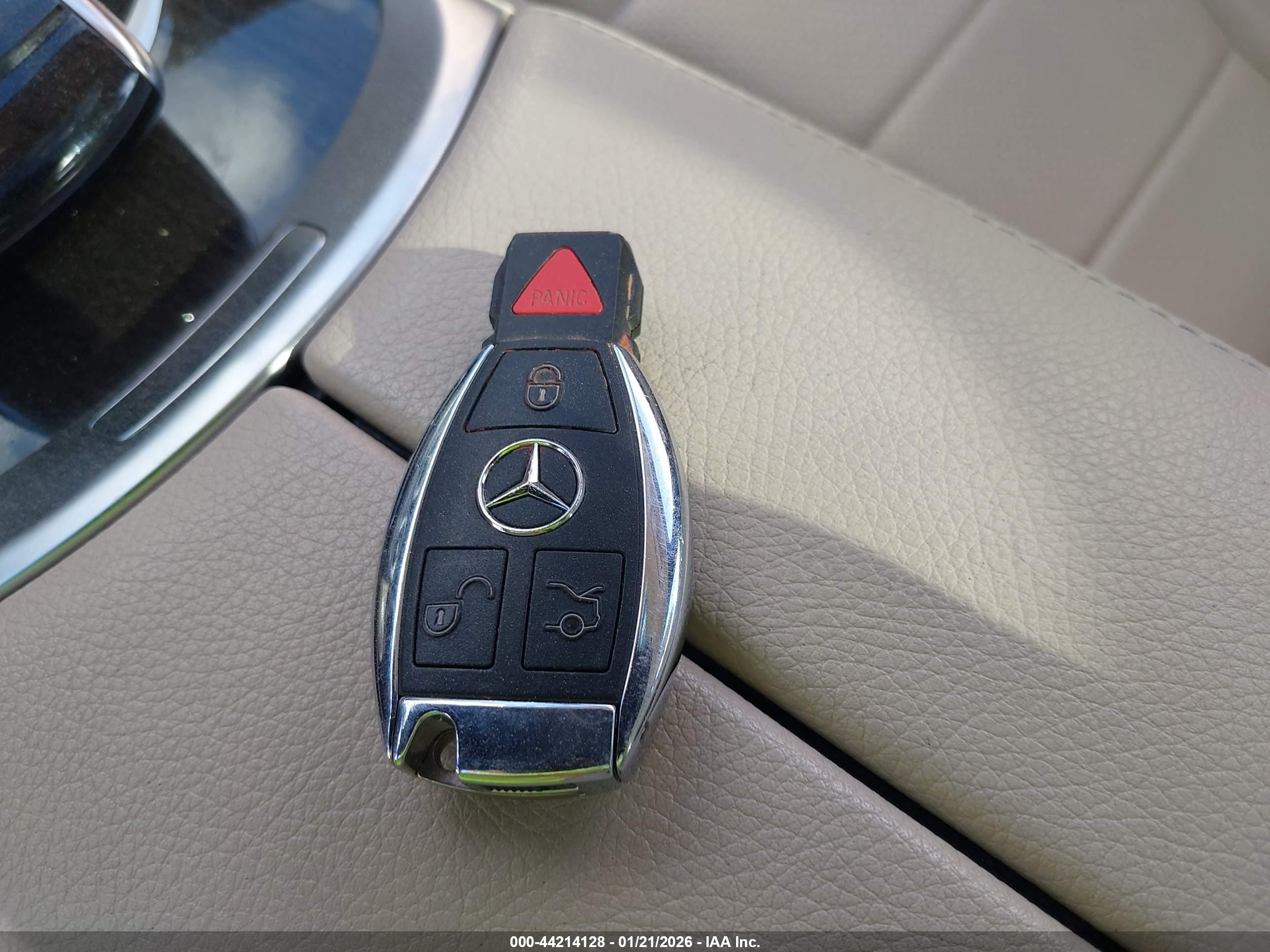MERCEDES-BENZ C image 11