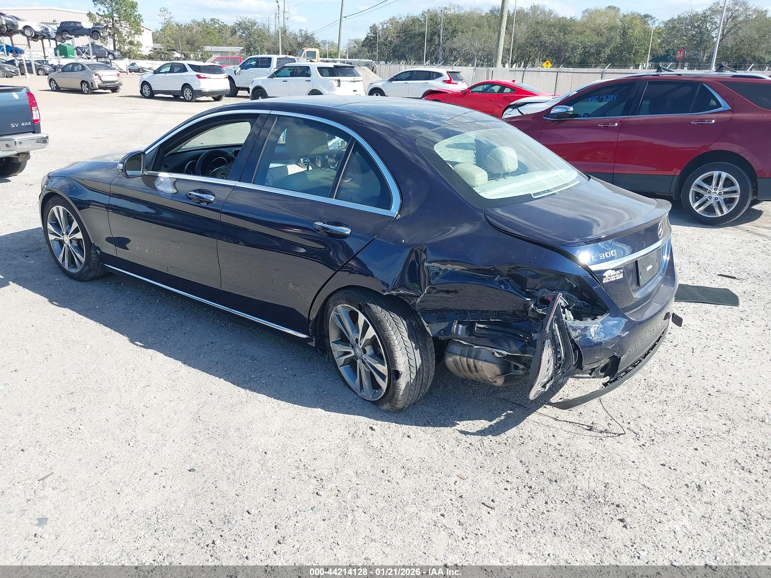 MERCEDES-BENZ C image 3