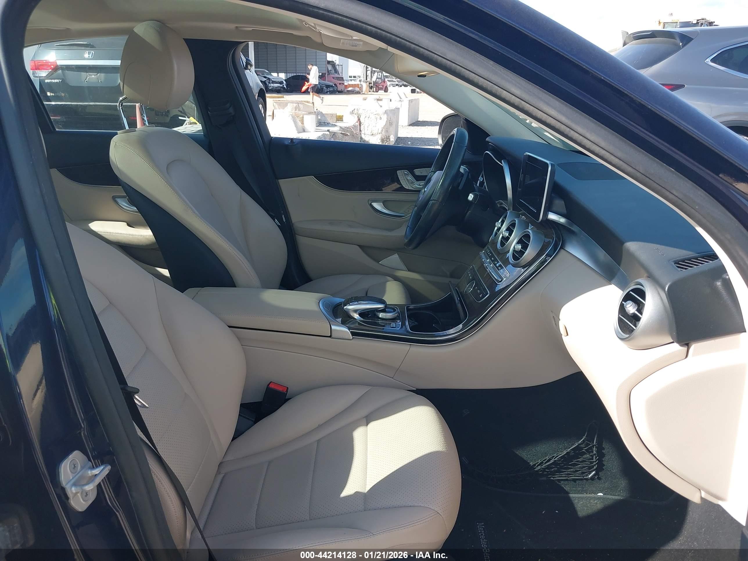 MERCEDES-BENZ C image 5