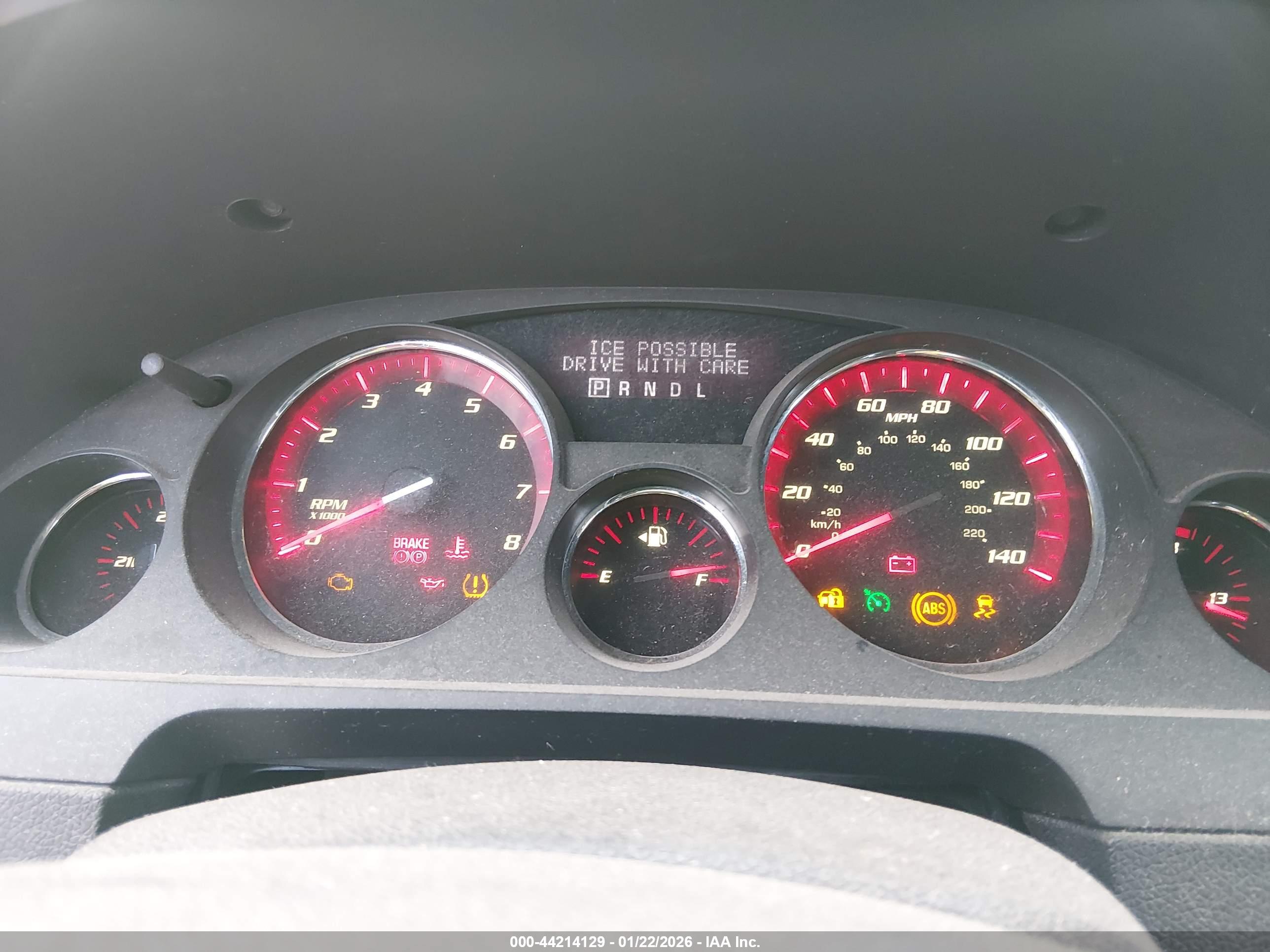 GMC ACADIA image 7