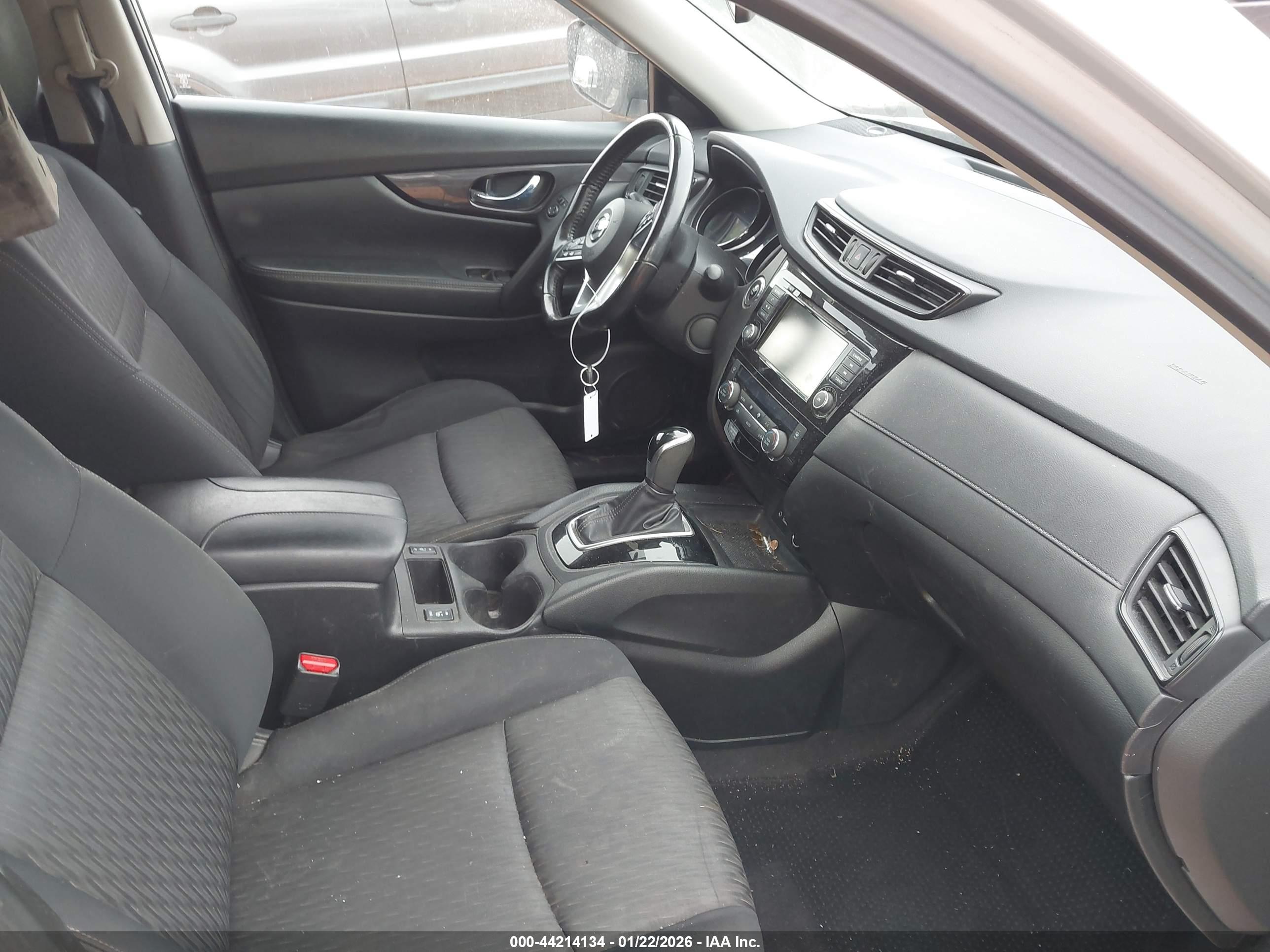 NISSAN ROGUE image 5