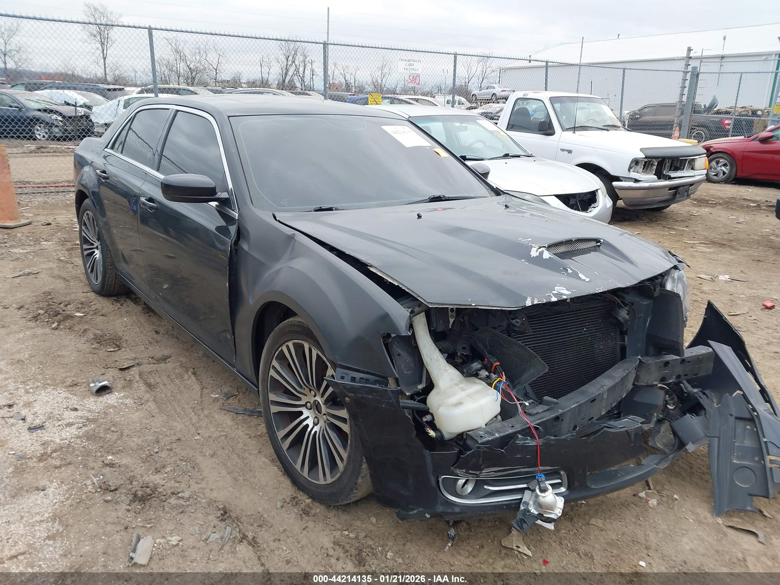CHRYSLER 300 image 6