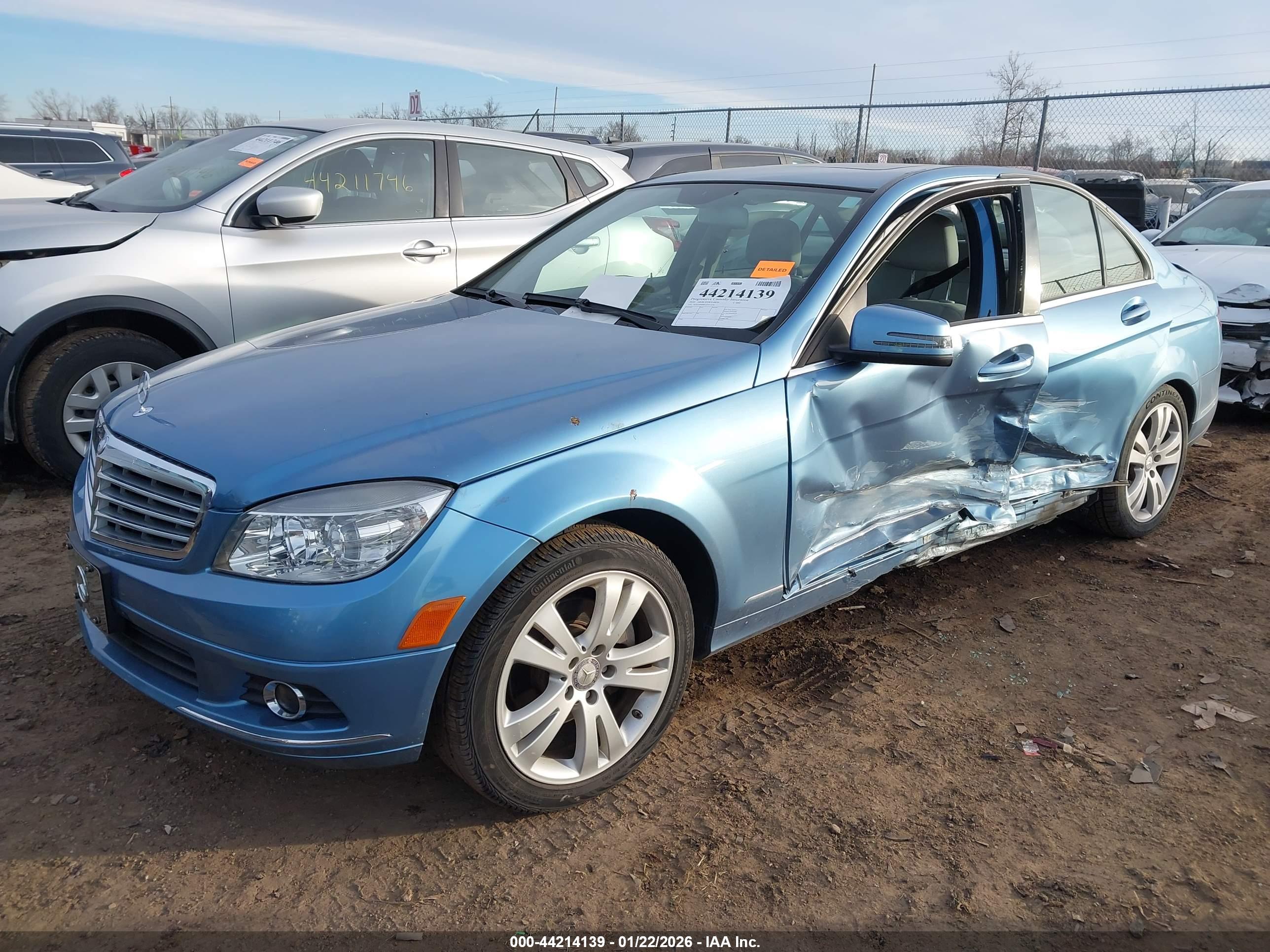 MERCEDES-BENZ C image 2