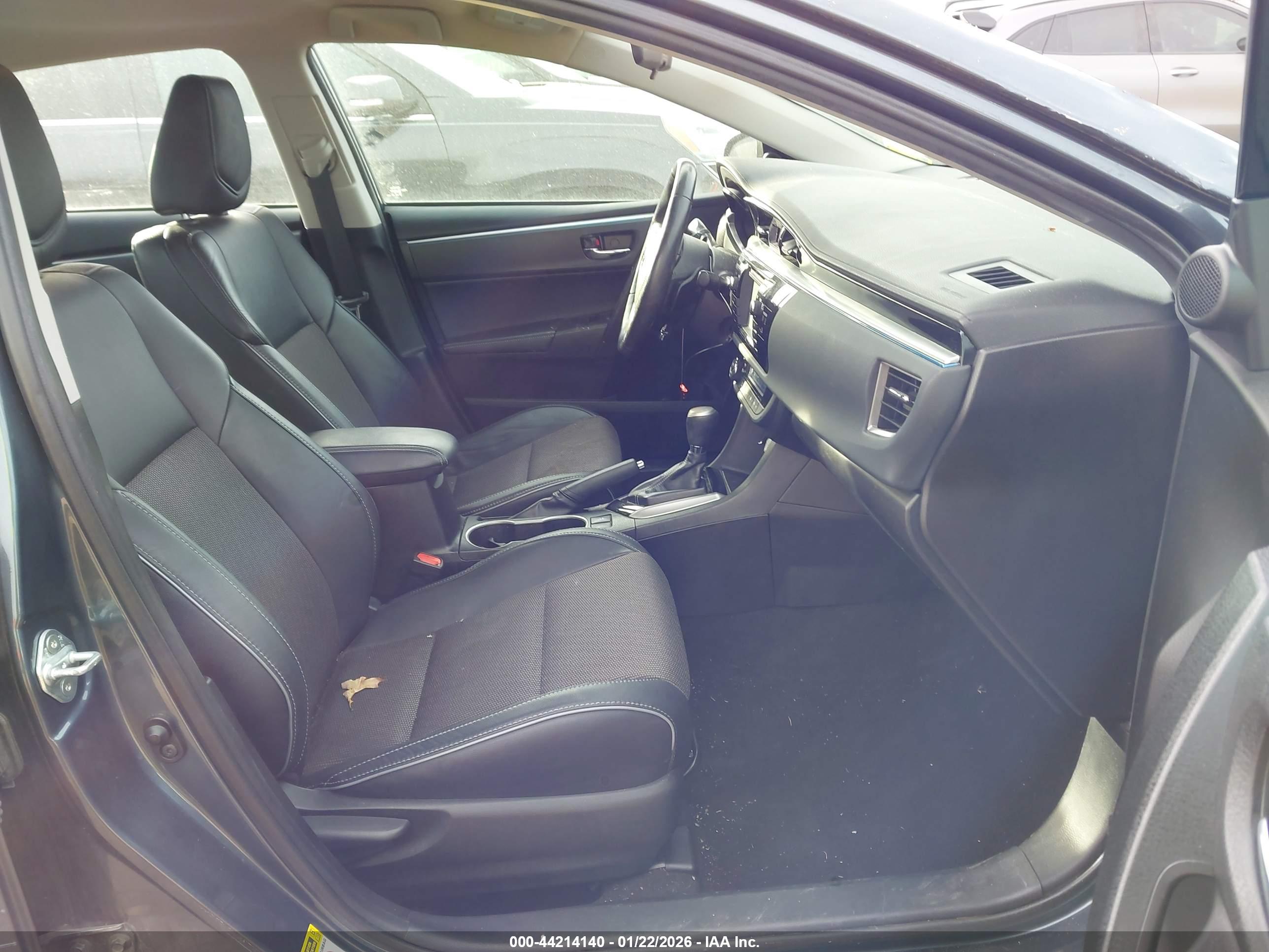 TOYOTA COROLLA image 5
