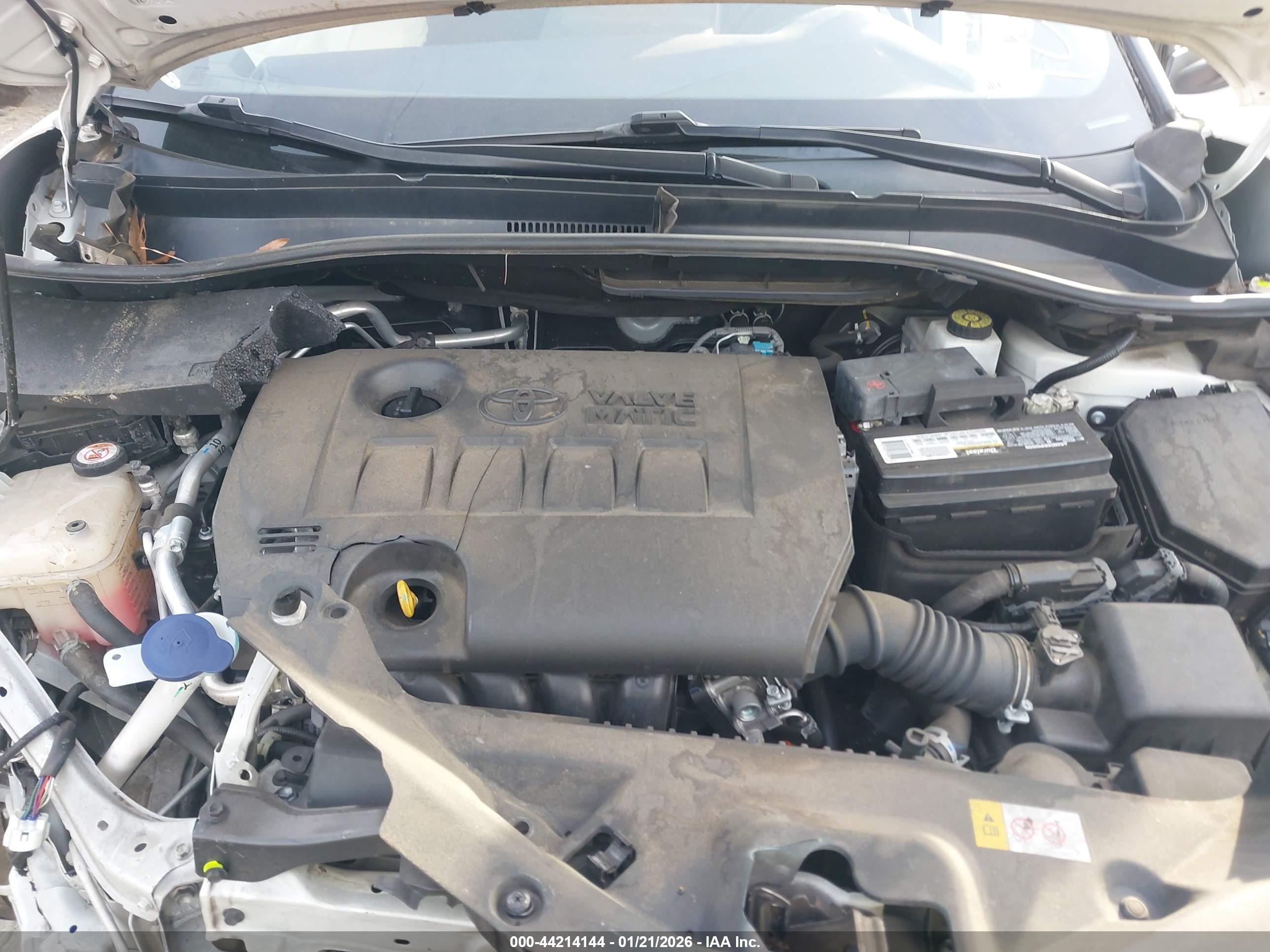 TOYOTA C-HR image 10
