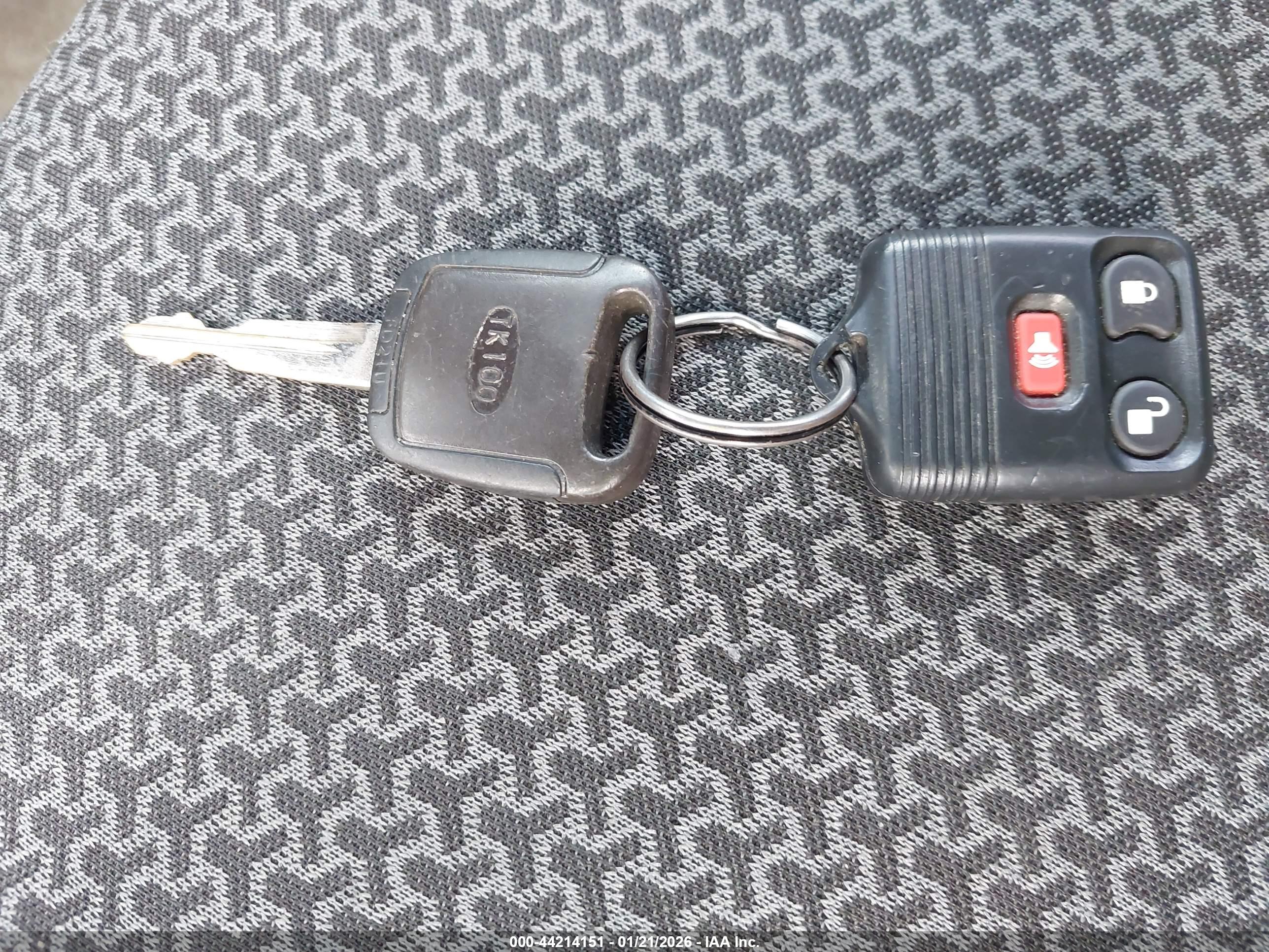 FORD FOCUS image 11