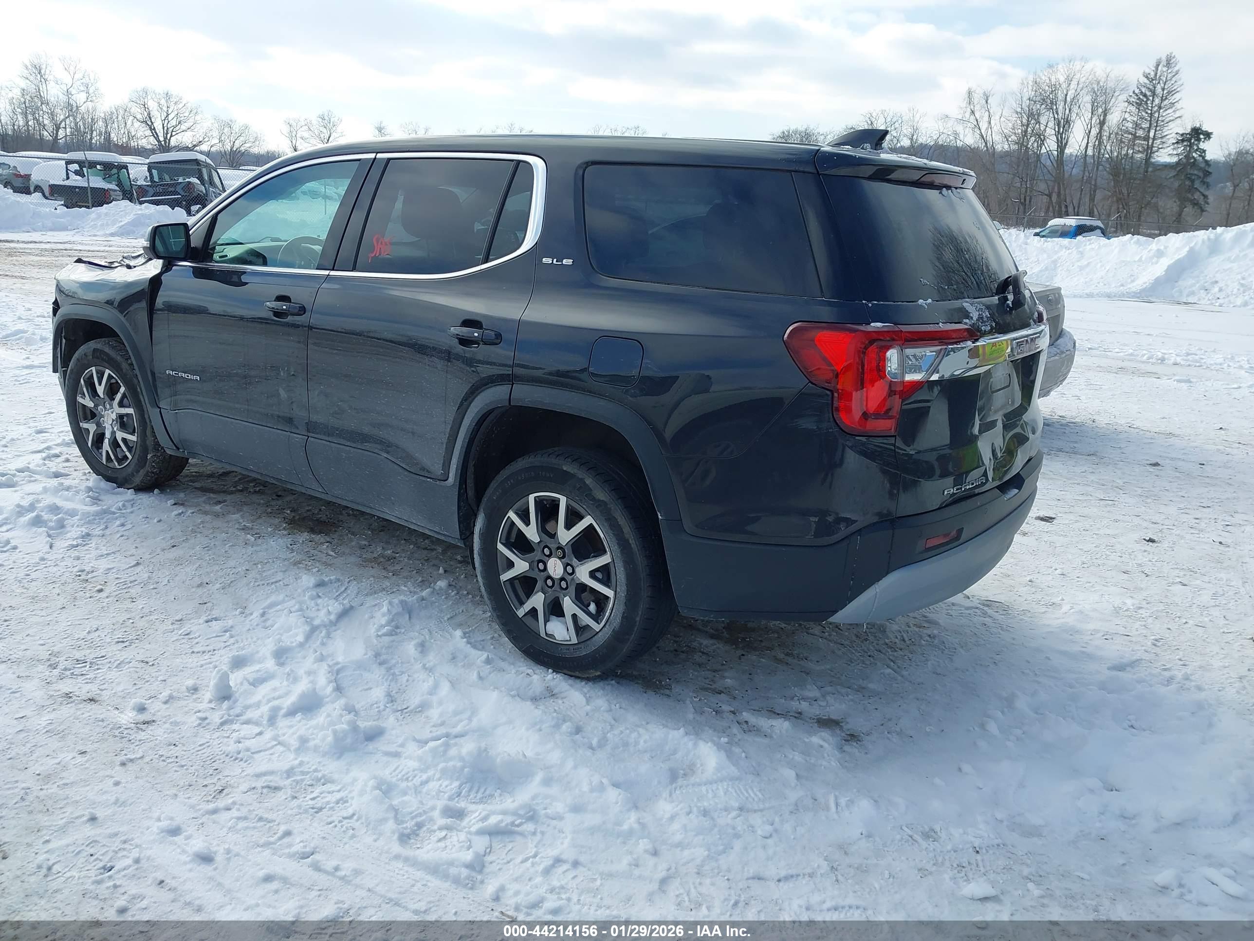 GMC ACADIA image 3