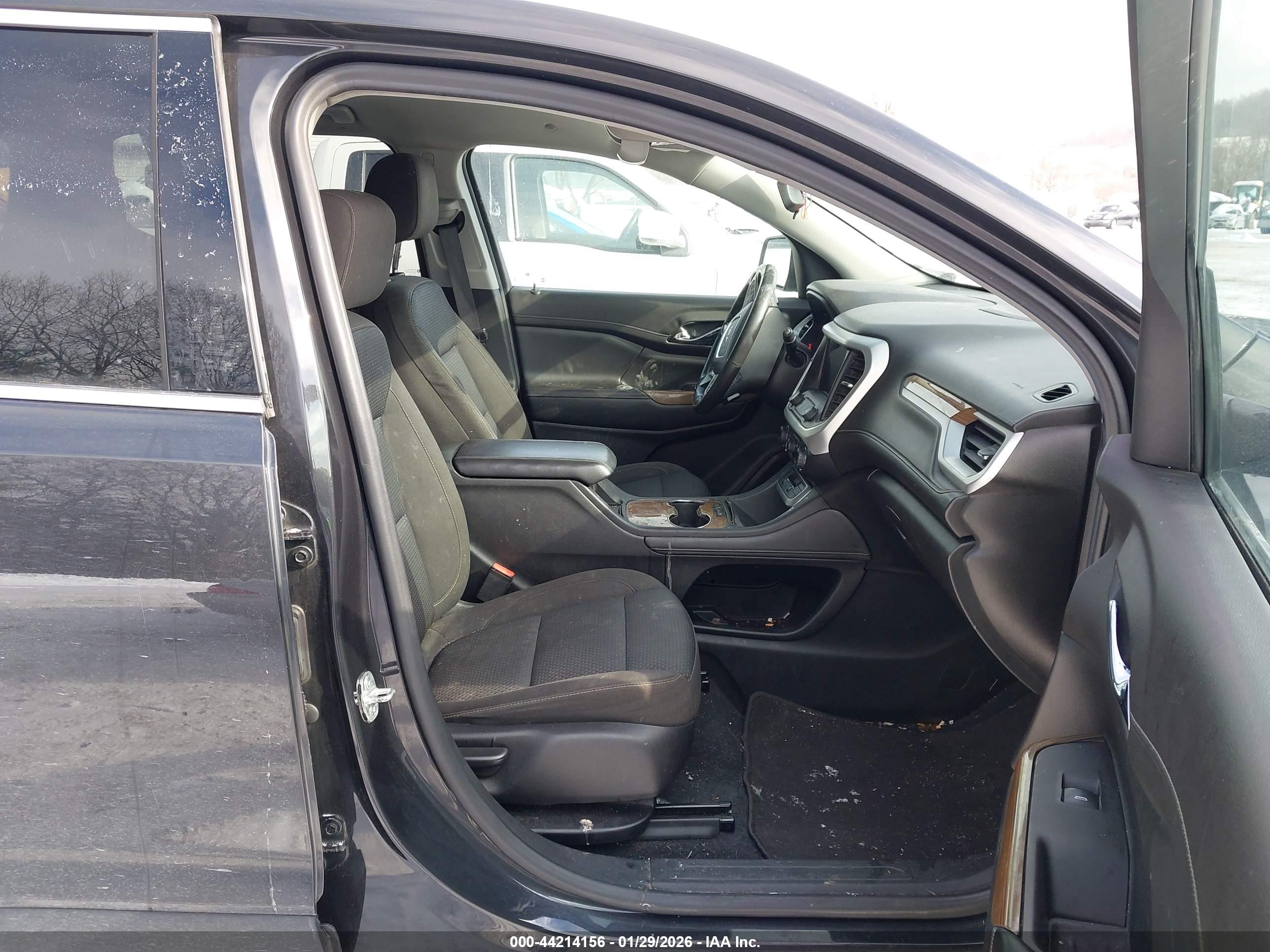GMC ACADIA image 5