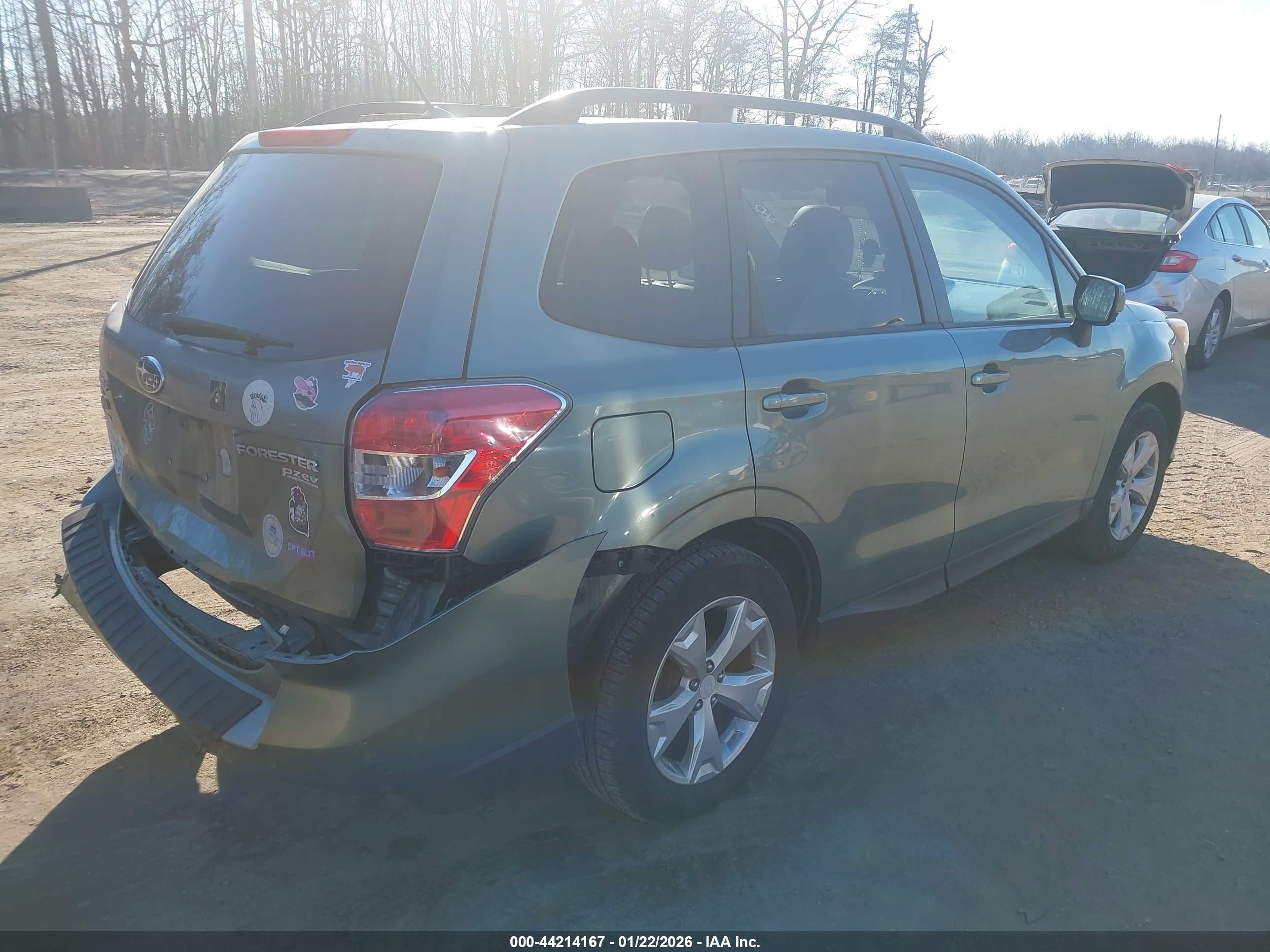 SUBARU FORESTER image 4