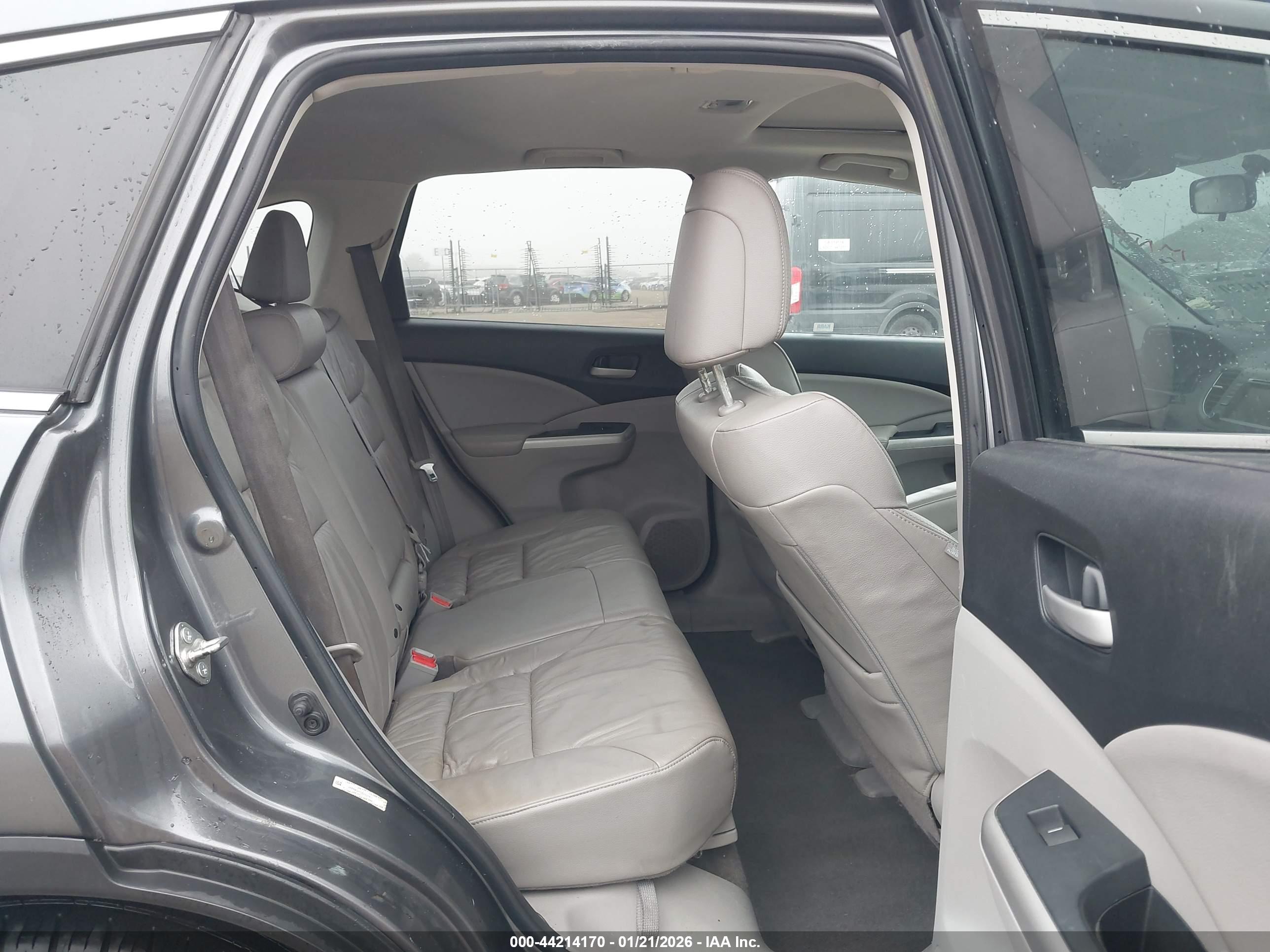 HONDA CR-V image 8