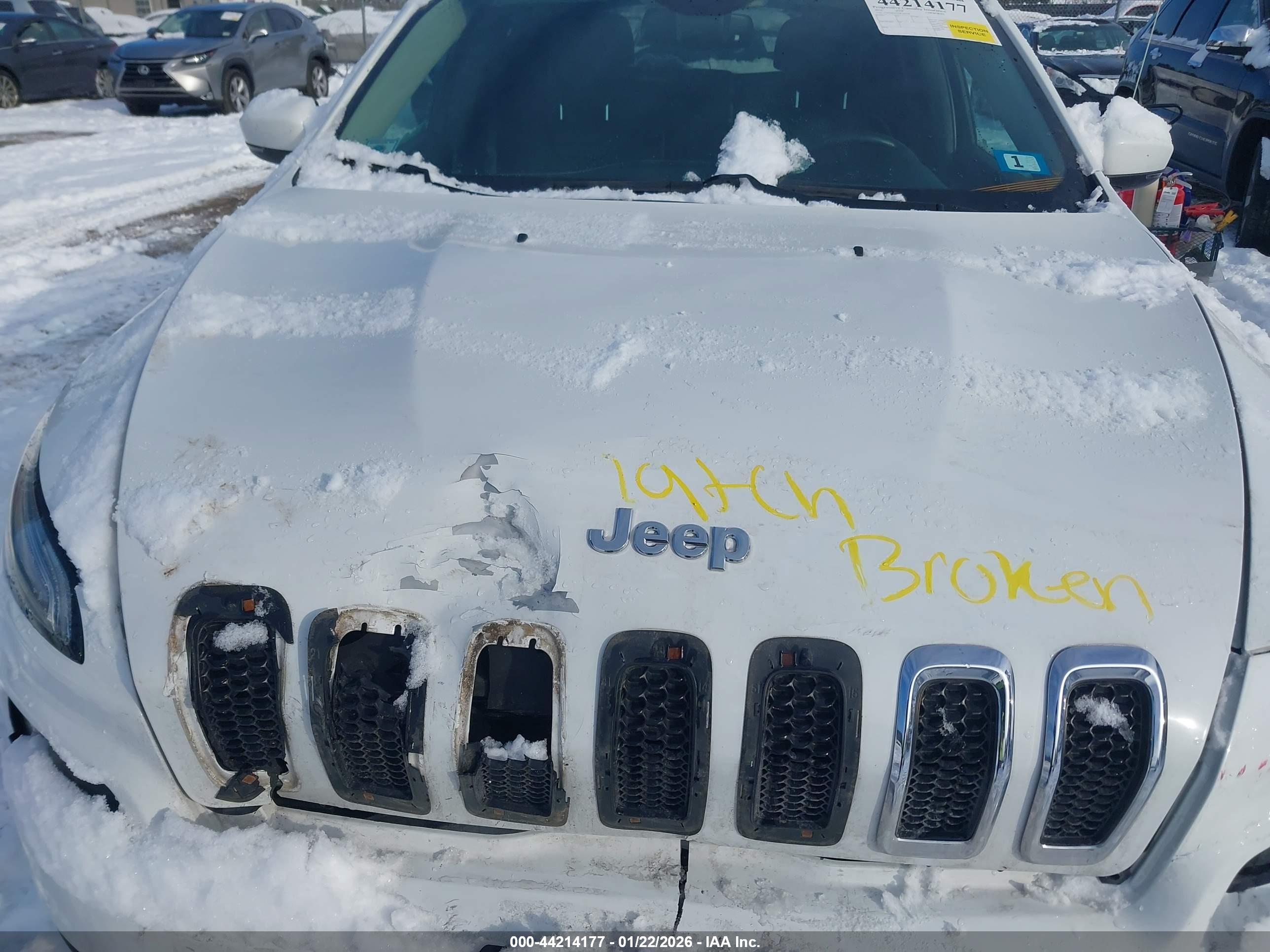JEEP CHEROKEE image 10