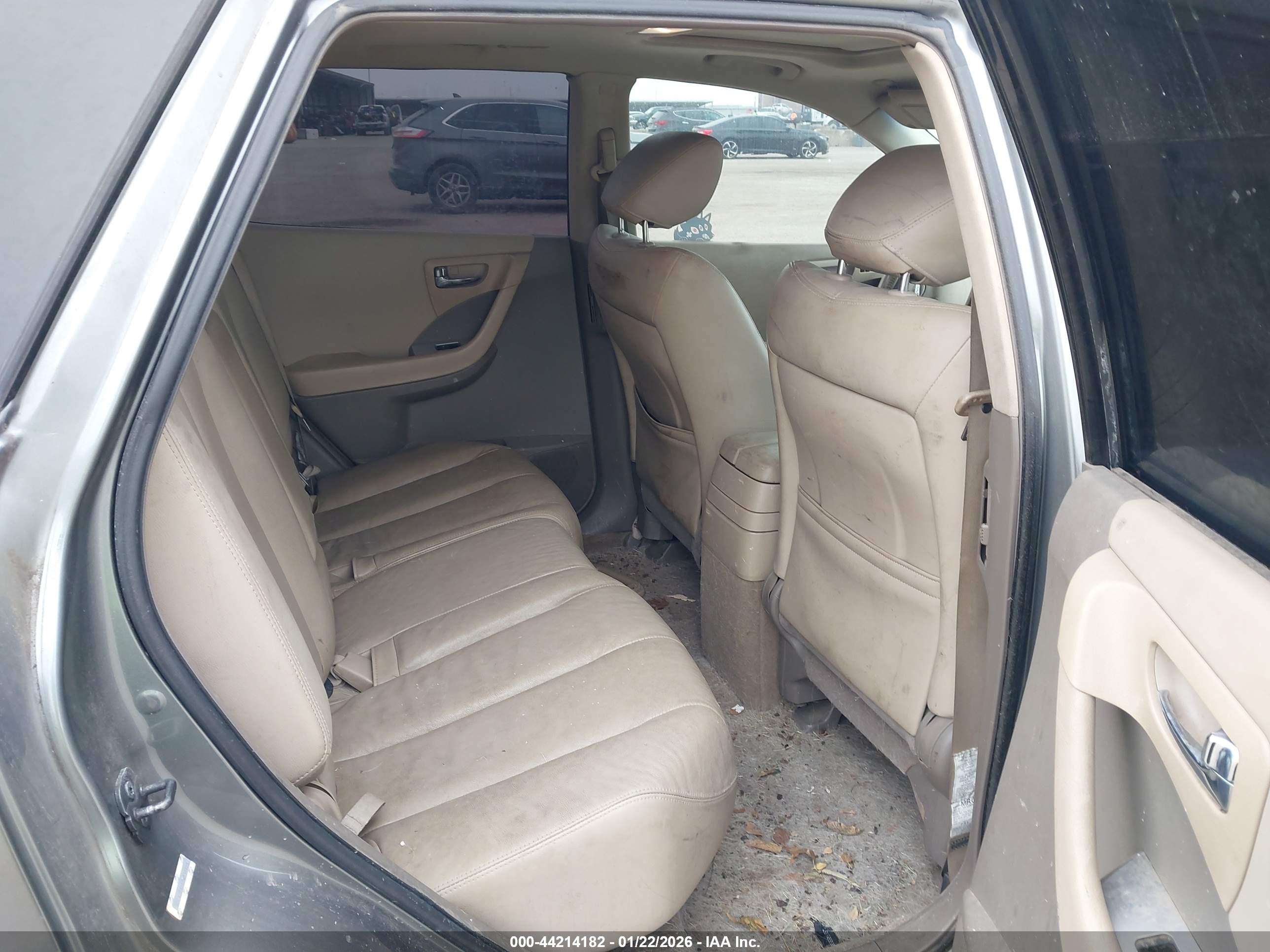NISSAN MURANO image 8