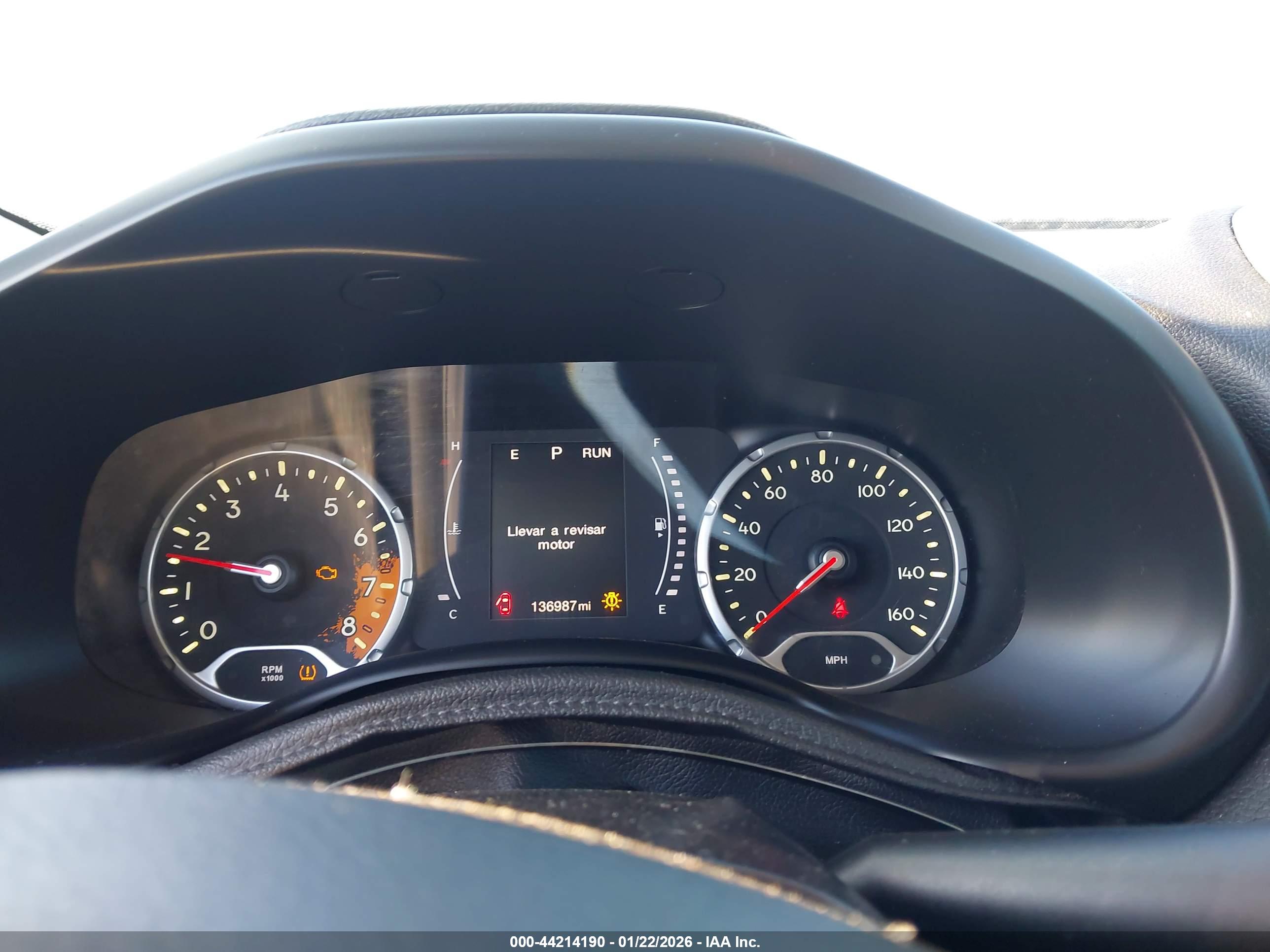 JEEP RENEGADE image 7
