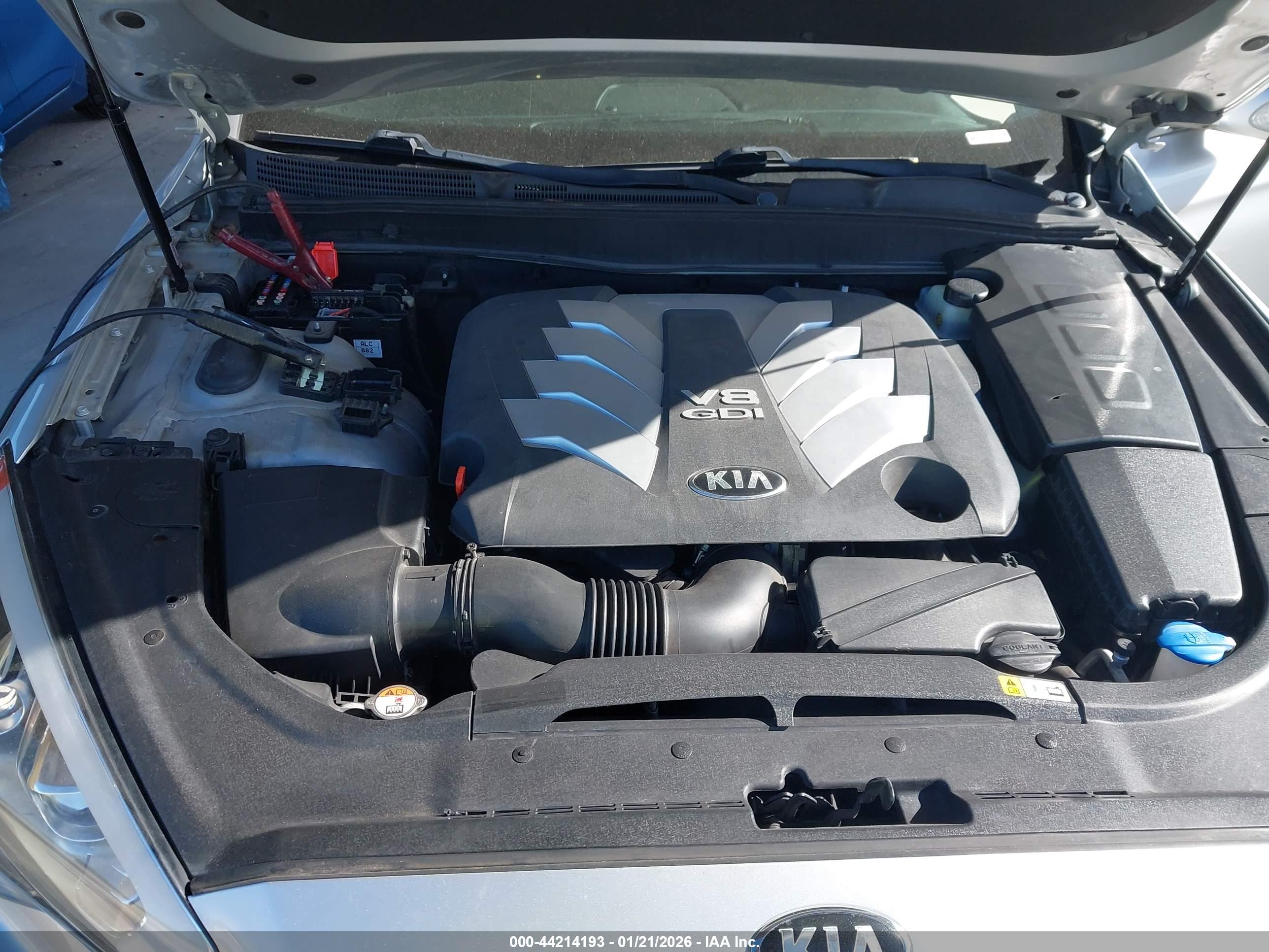 KIA K900 image 10