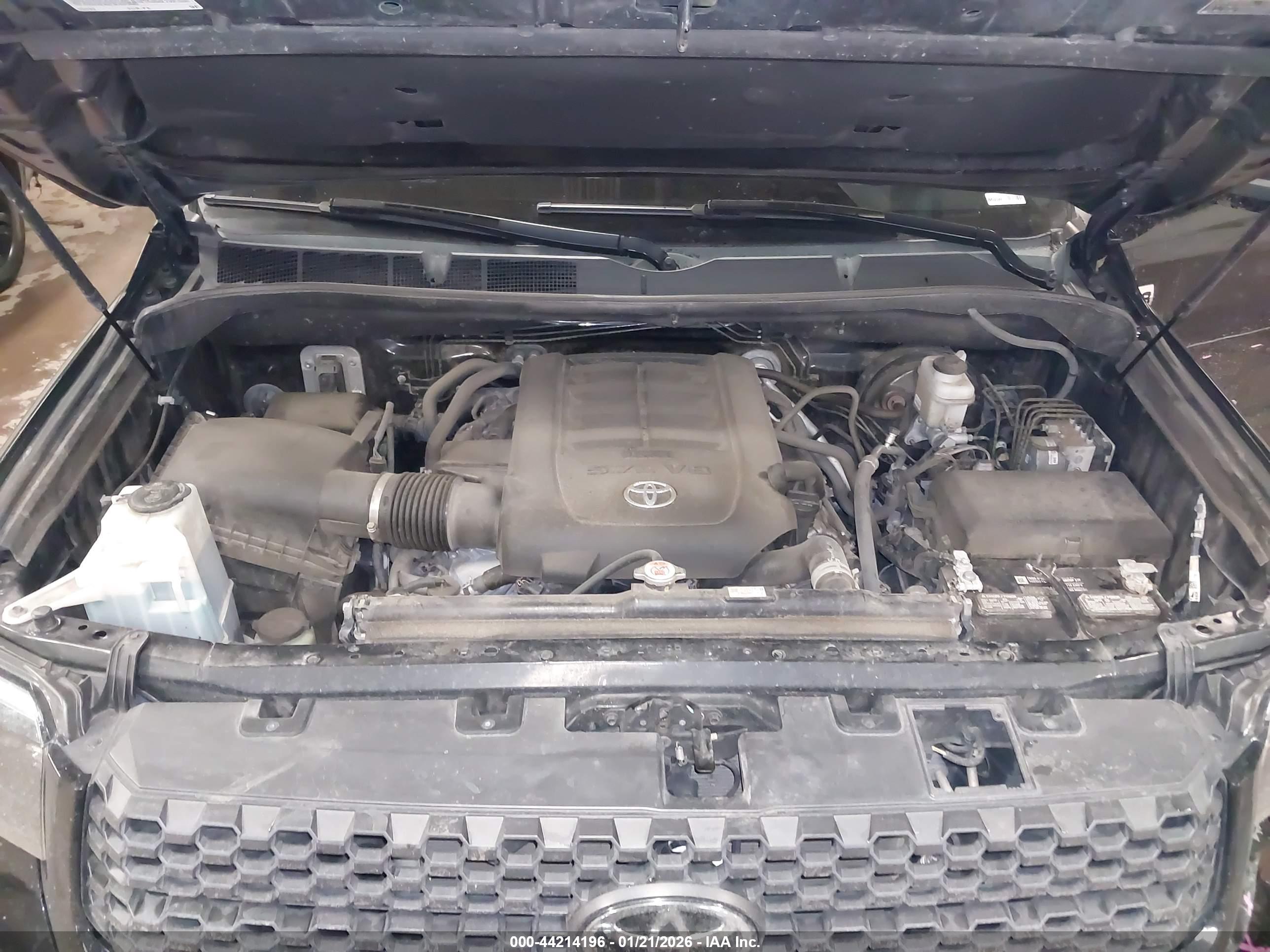 TOYOTA TUNDRA image 10