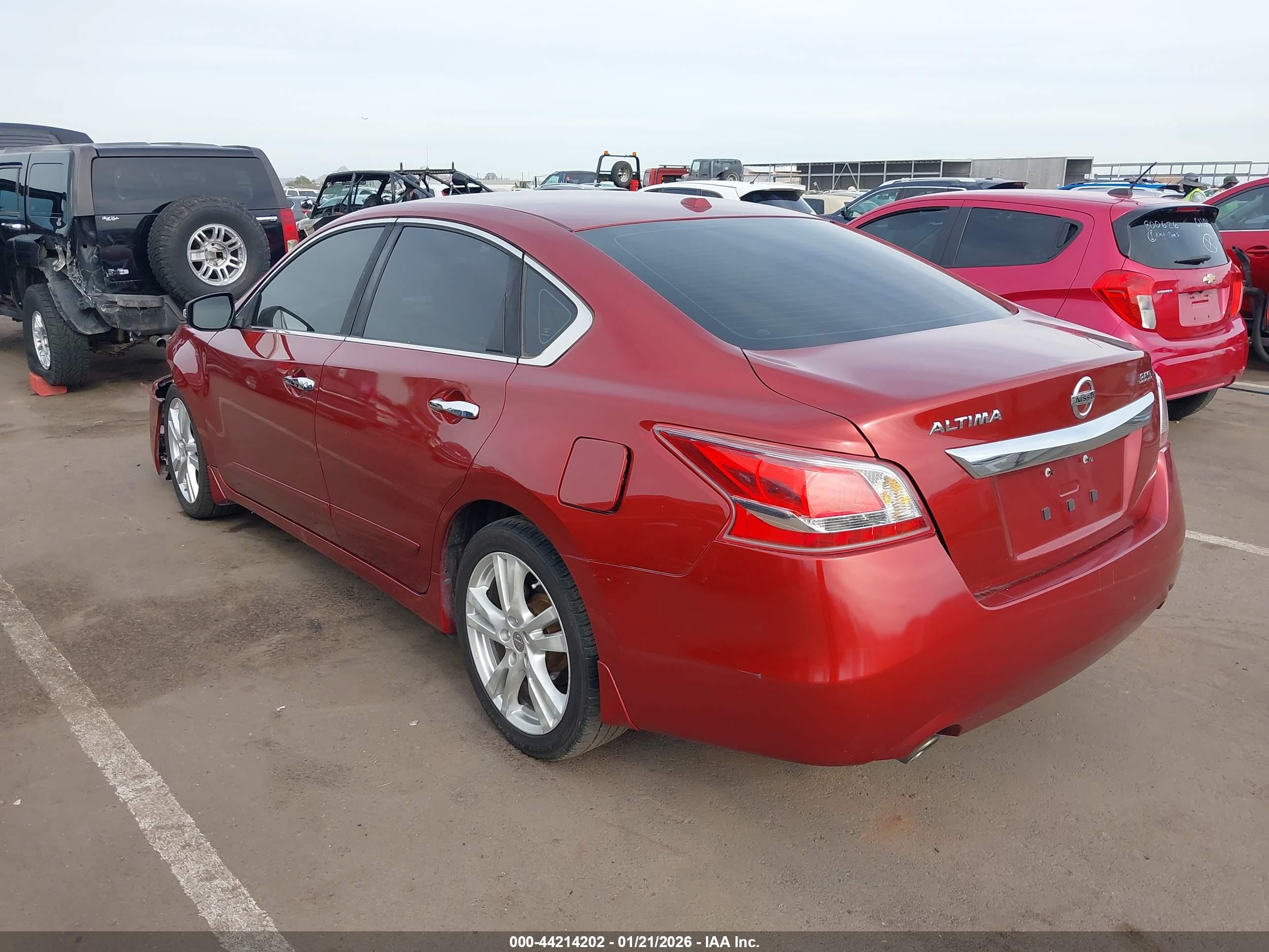 NISSAN ALTIMA image 3