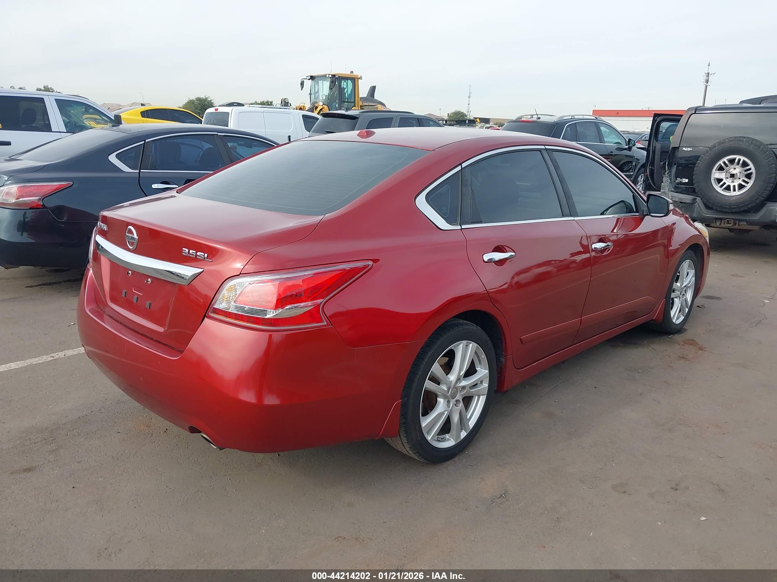 NISSAN ALTIMA image 4