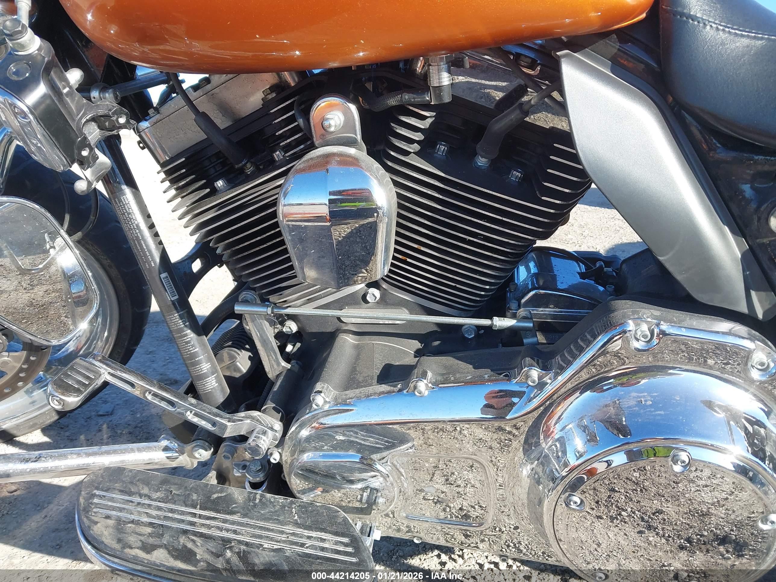 HARLEY-DAVIDSON FLHXS image 9