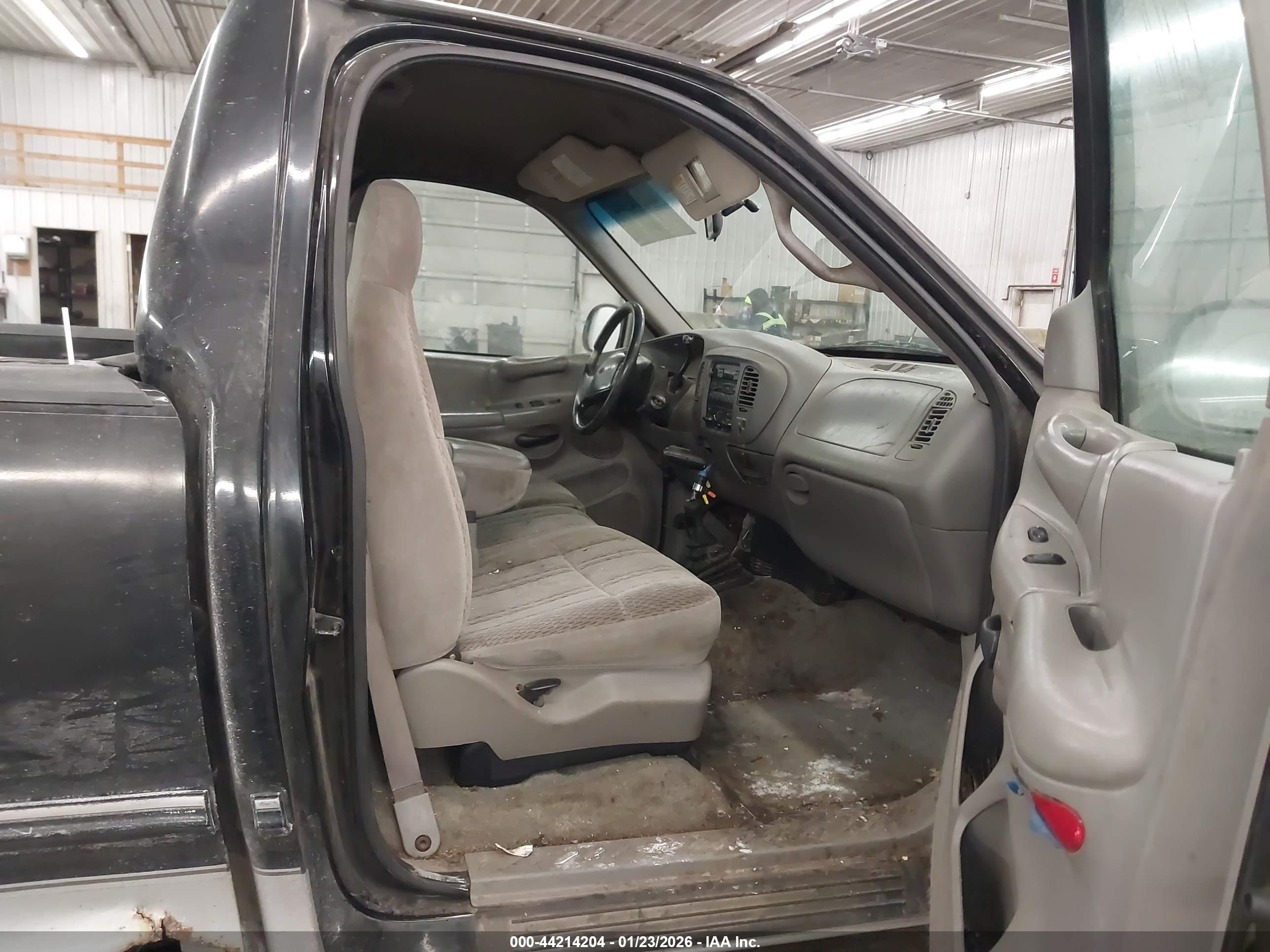 FORD F-150 image 5