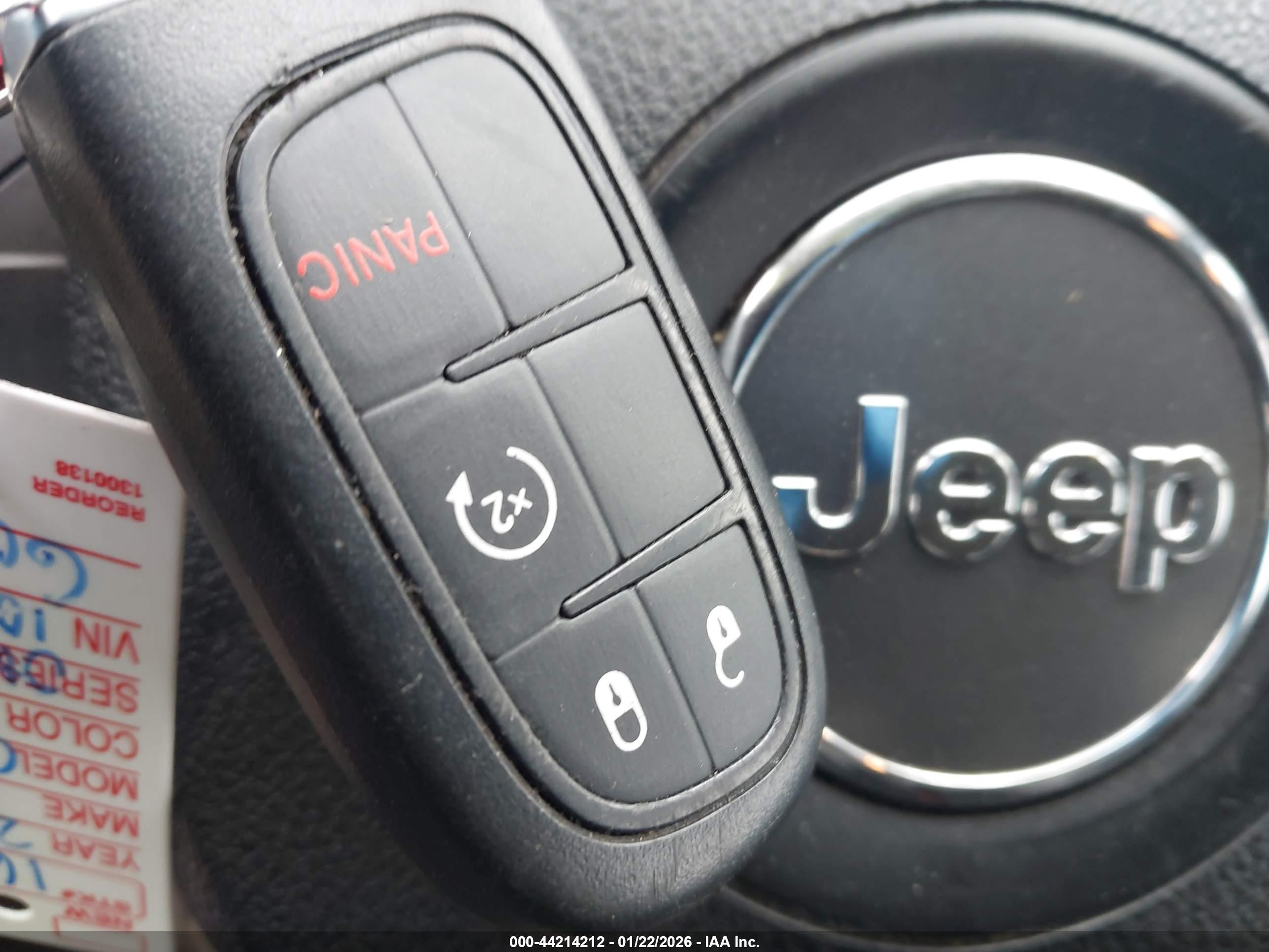 JEEP CHEROKEE image 11