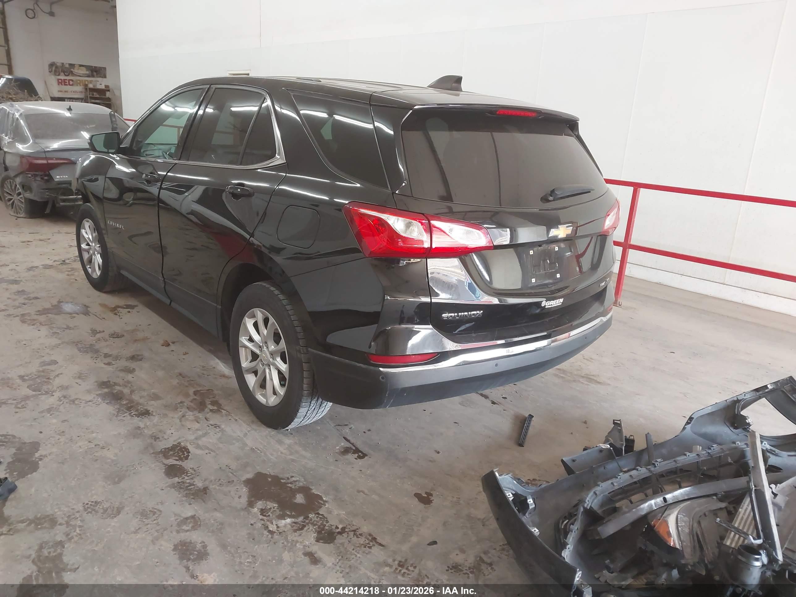 CHEVROLET EQUINOX image 3