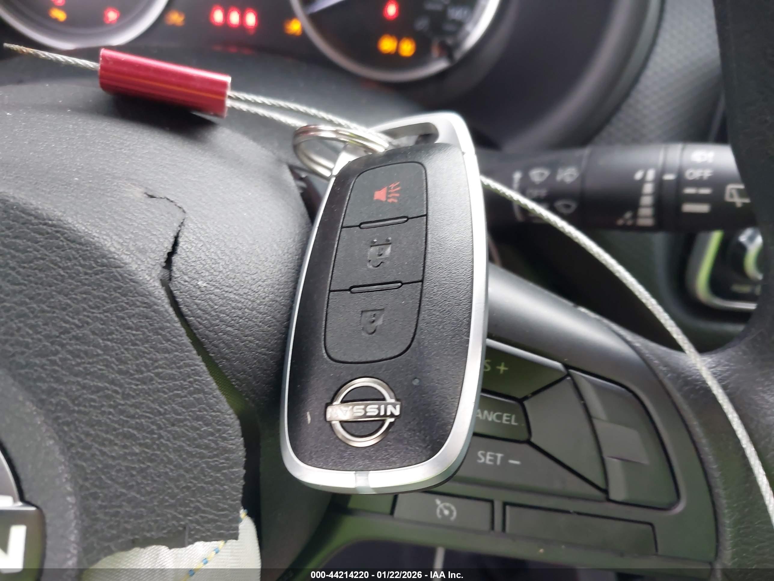 NISSAN KICKS image 11