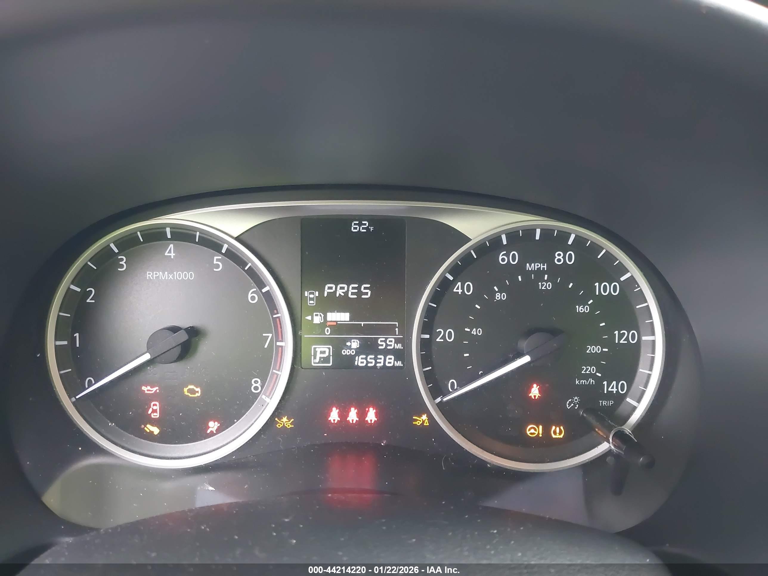 NISSAN KICKS image 7