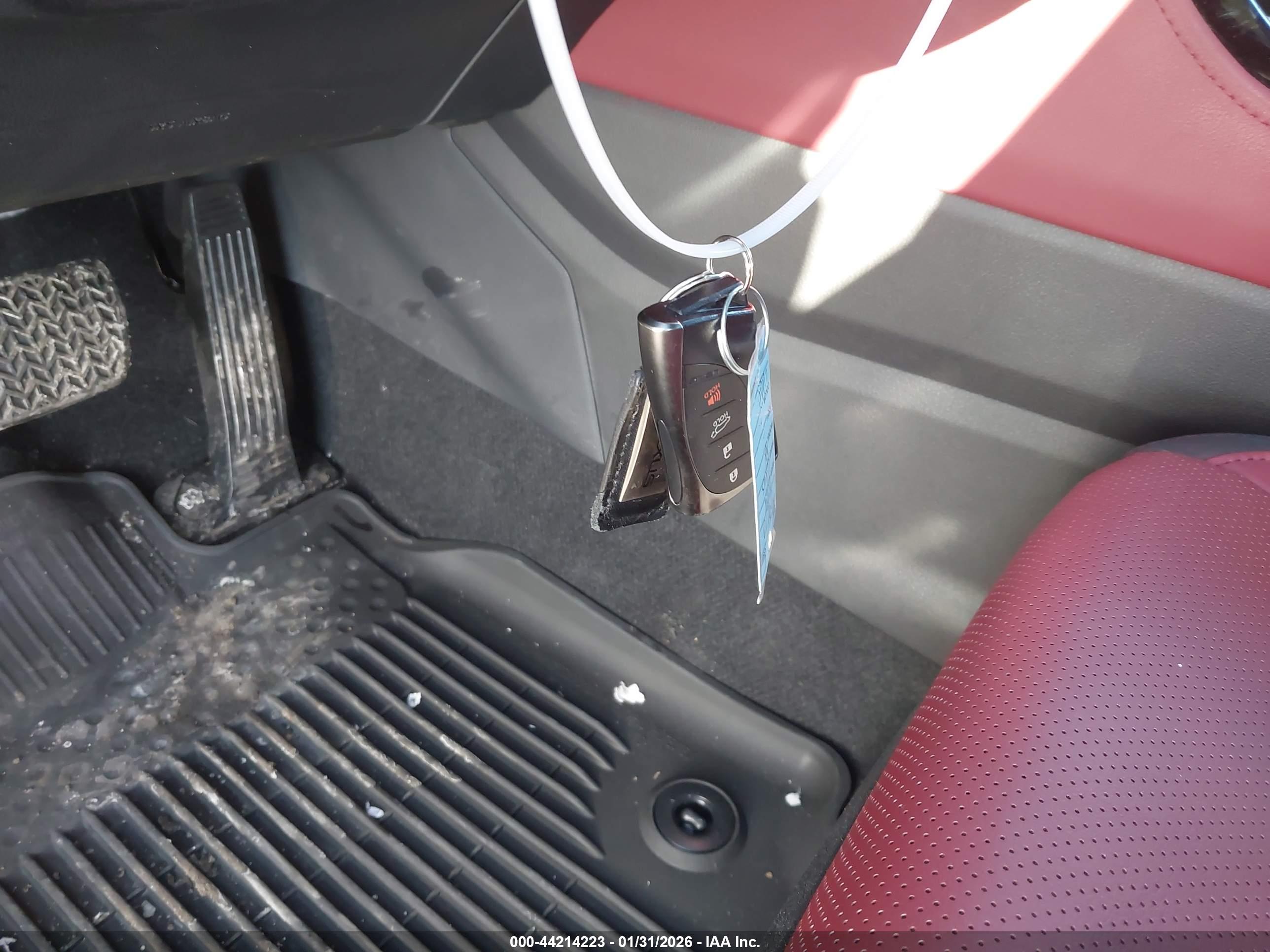 LEXUS NX image 11