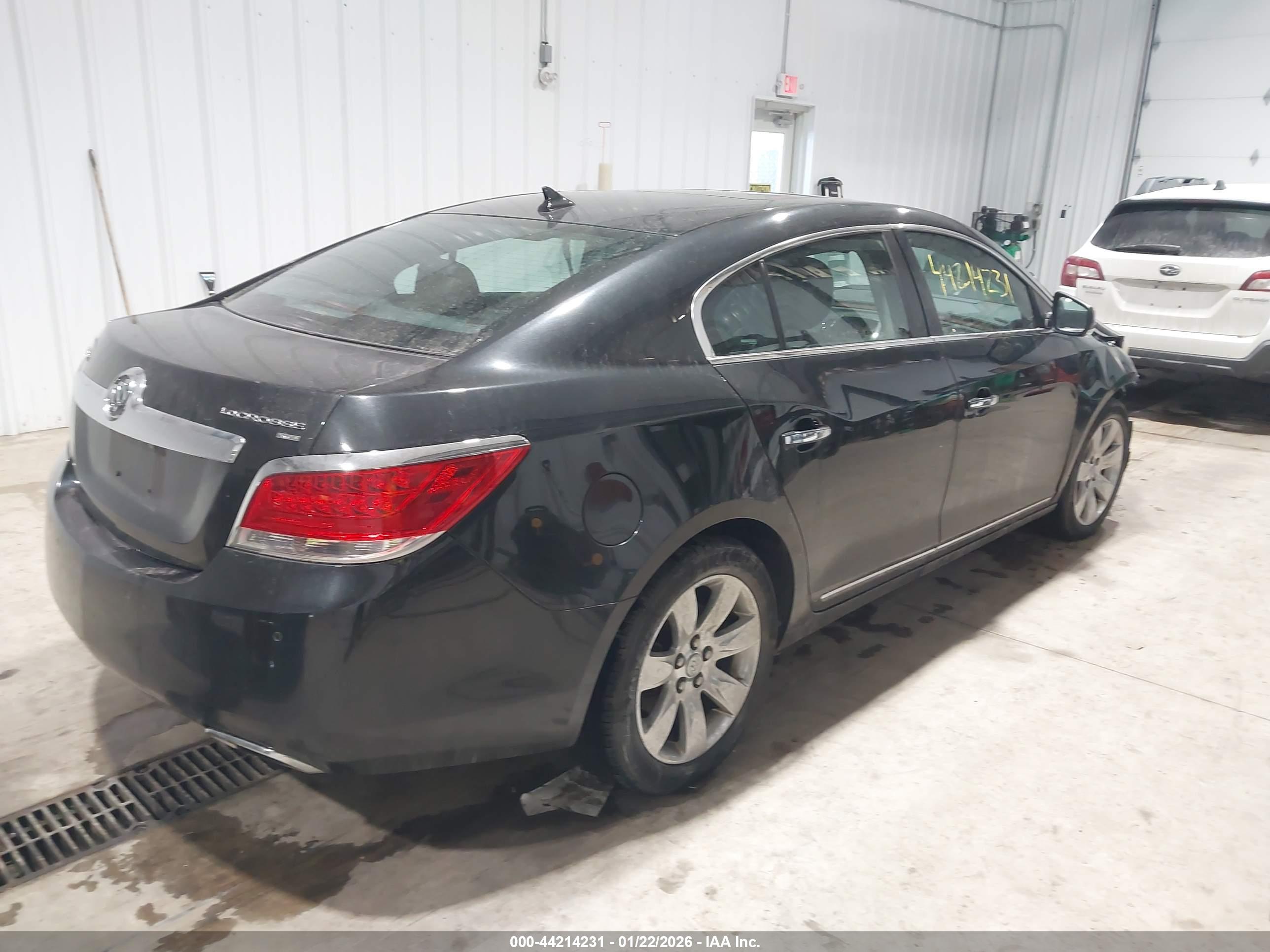 BUICK LACROSSE image 4