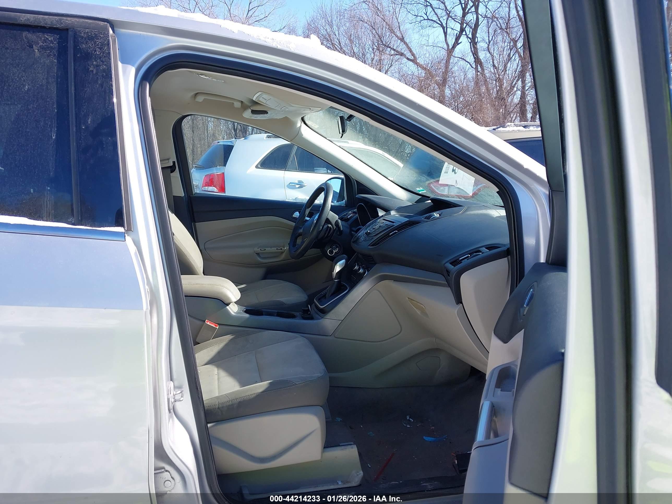 FORD ESCAPE image 5