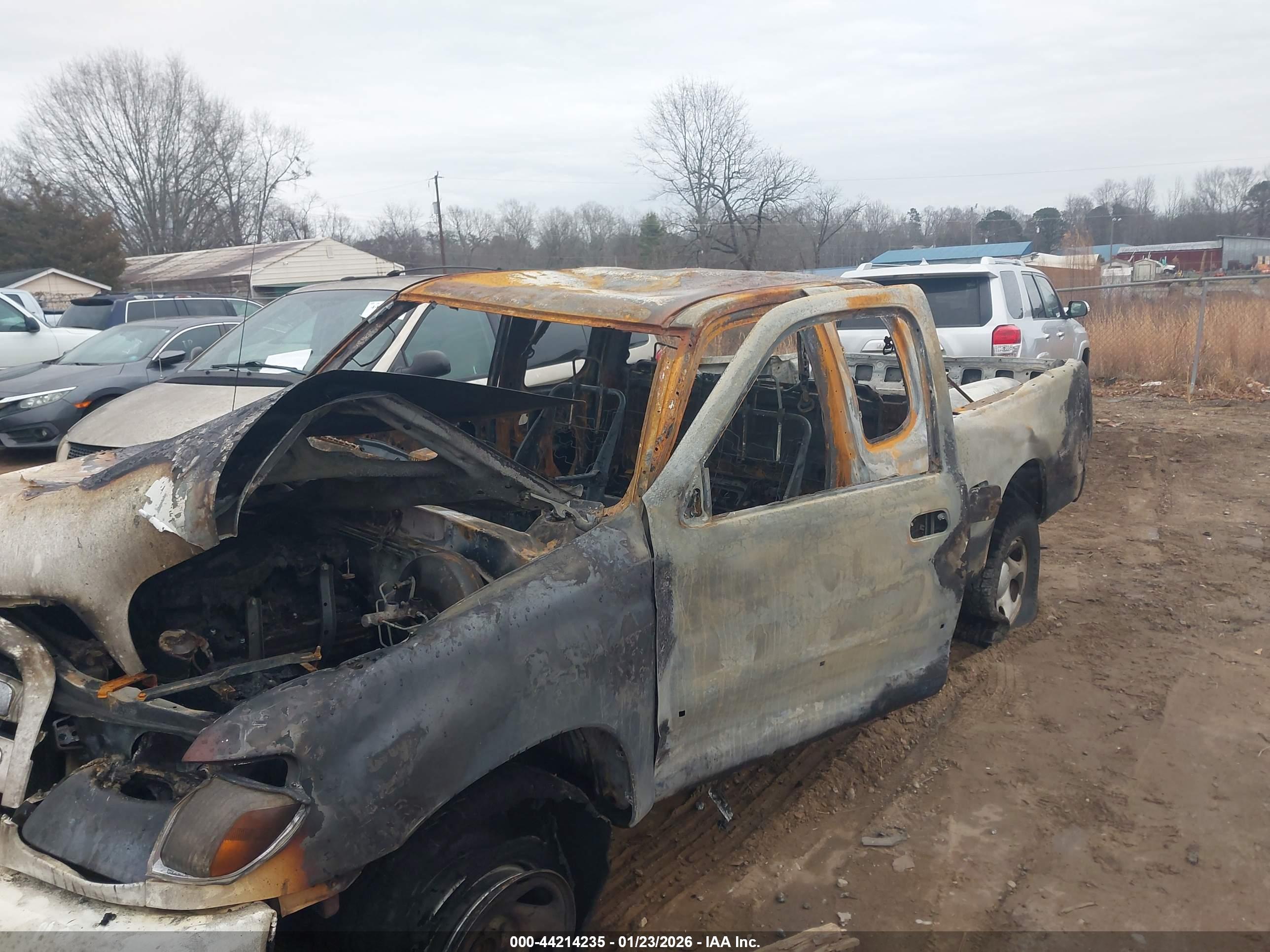 TOYOTA TUNDRA image 6