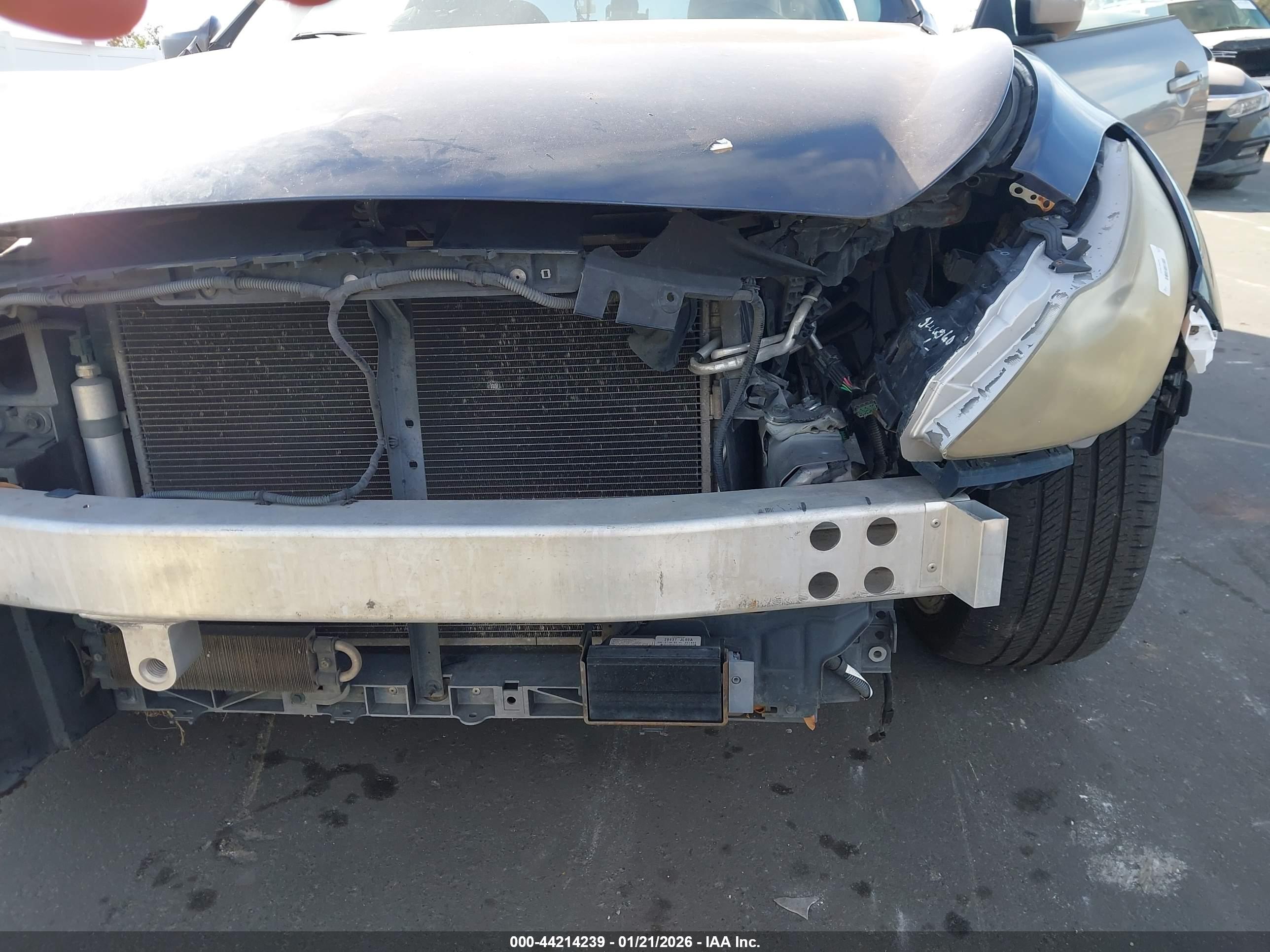 INFINITI G37 image 6