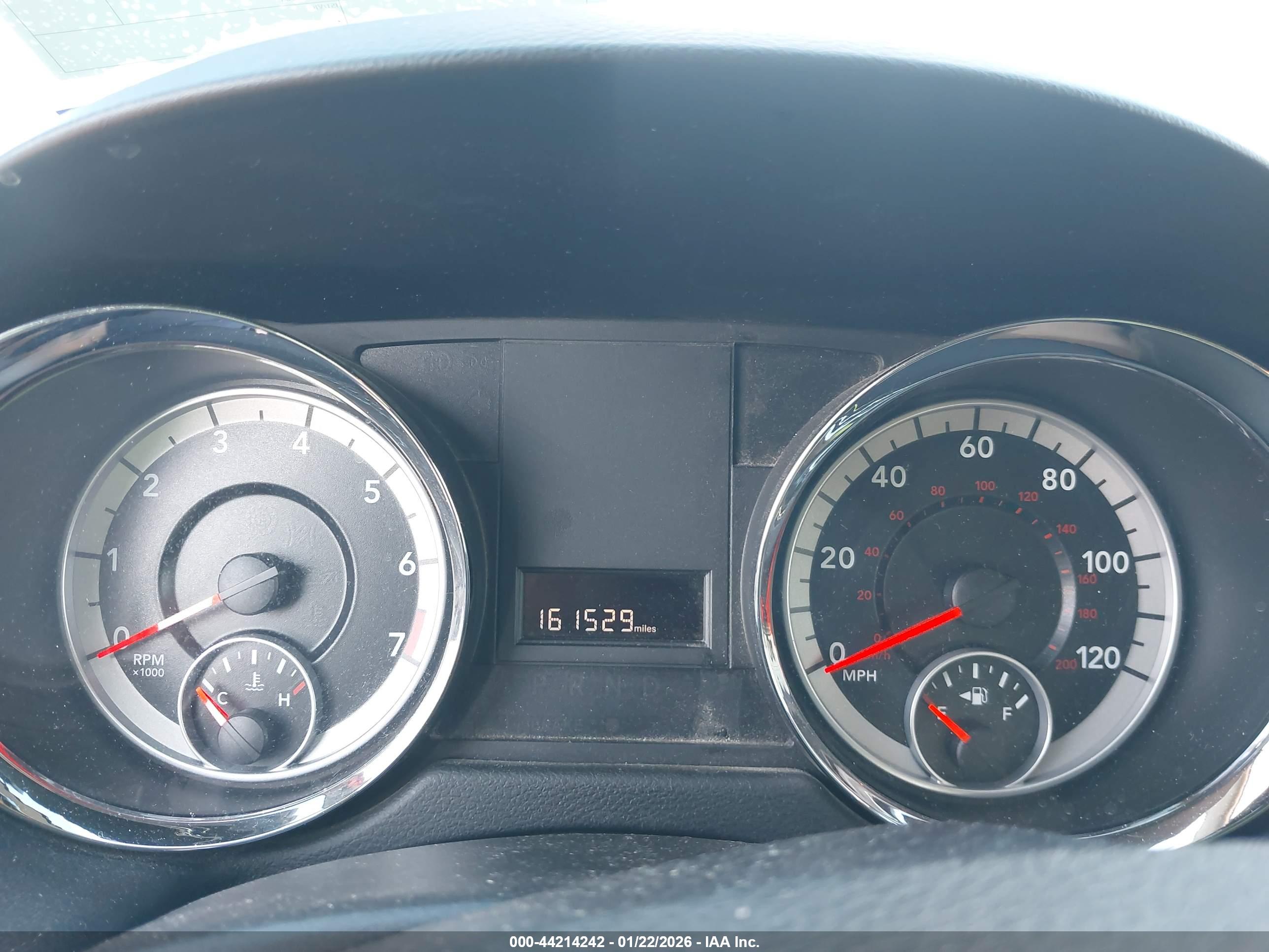 DODGE GRAND image 7