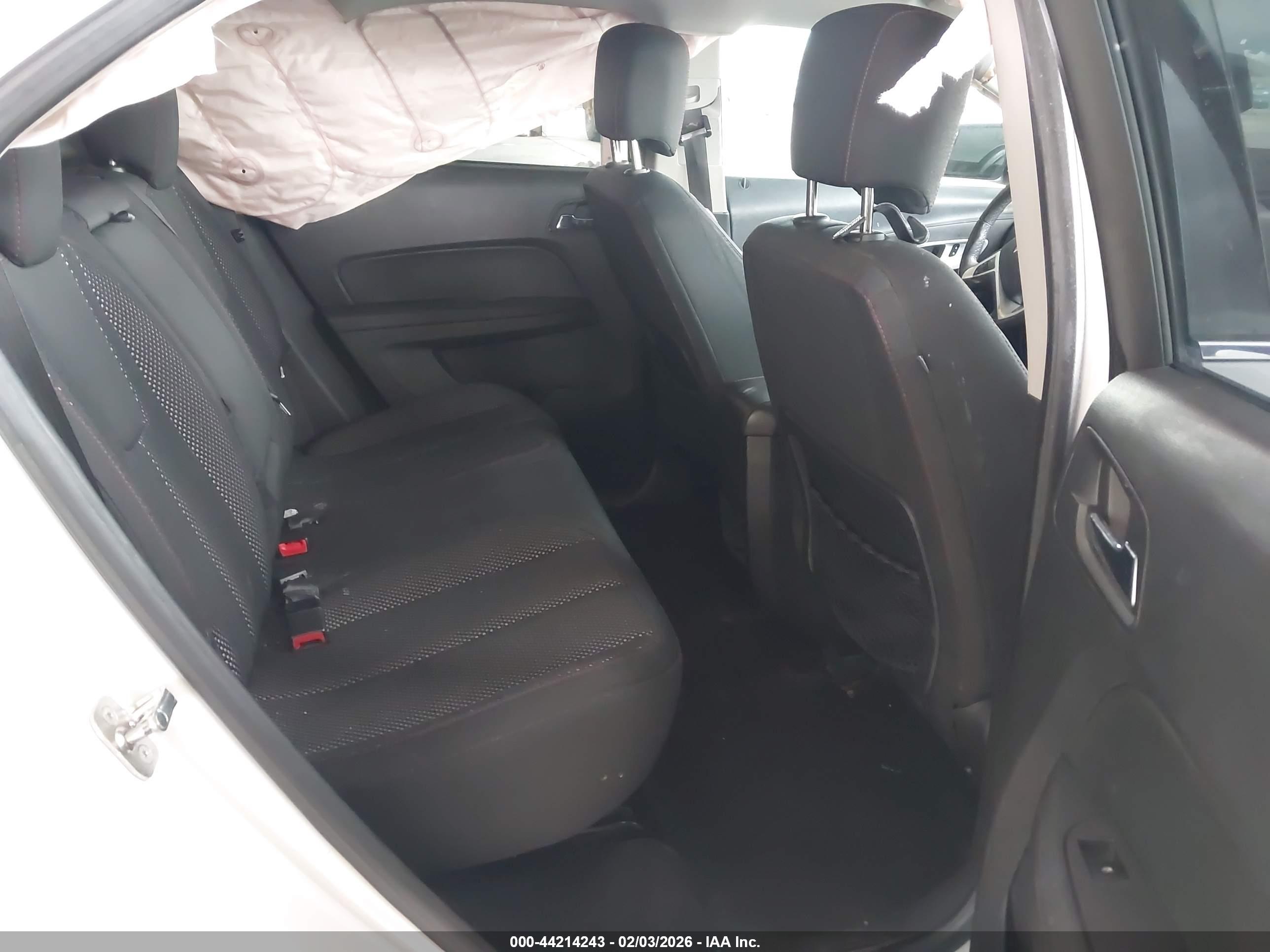 CHEVROLET EQUINOX image 8