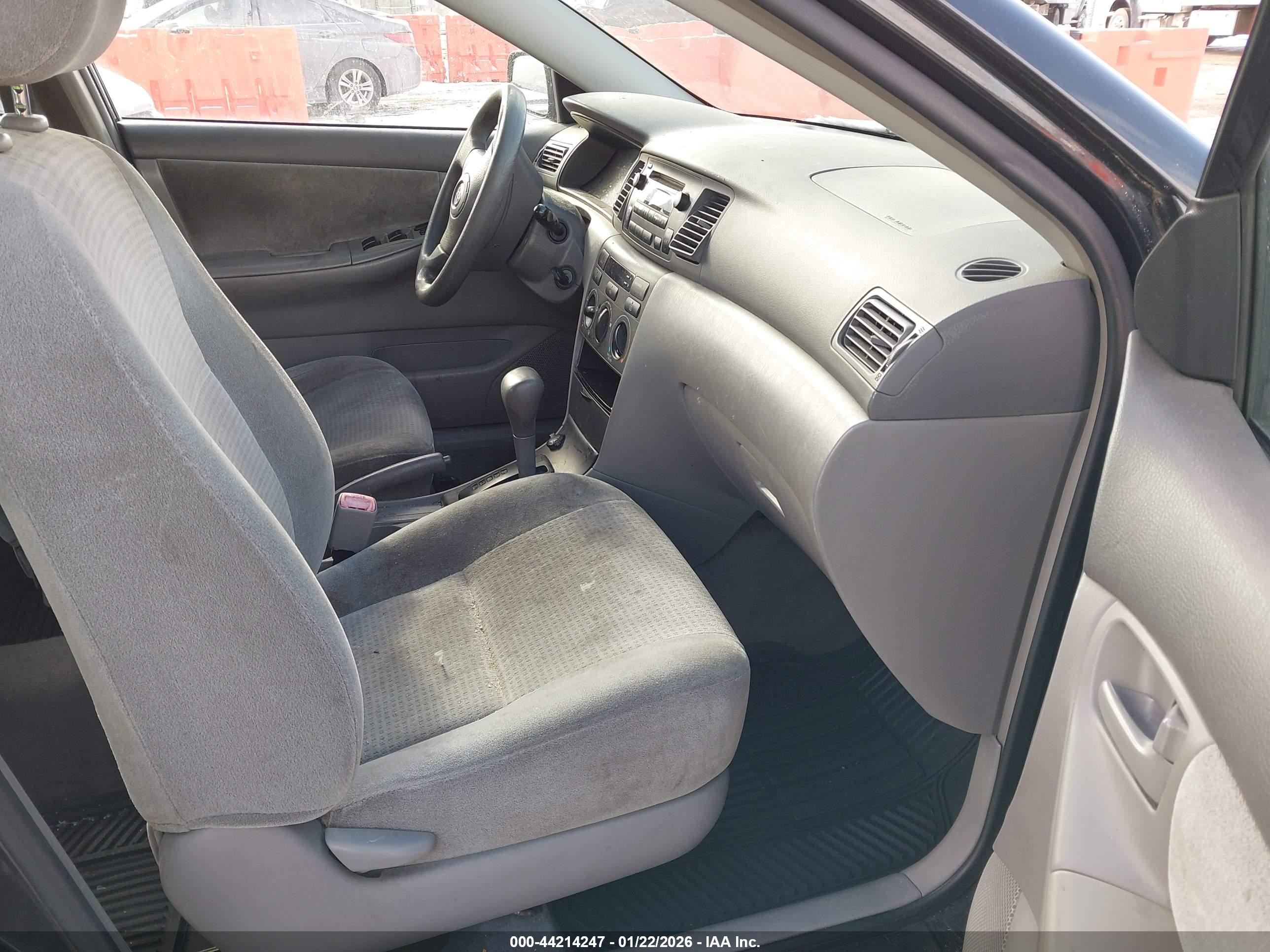 TOYOTA COROLLA image 5