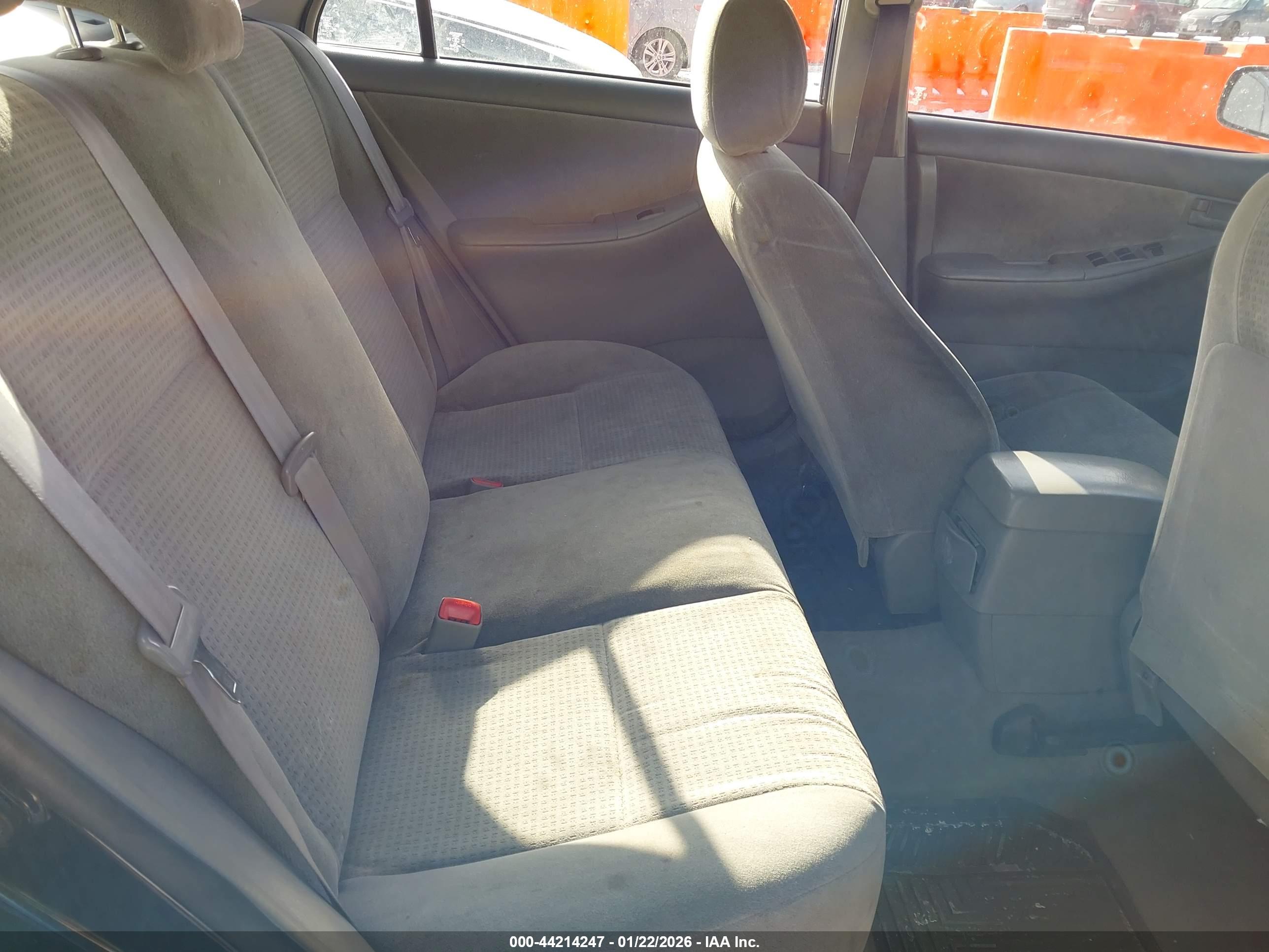 TOYOTA COROLLA image 8