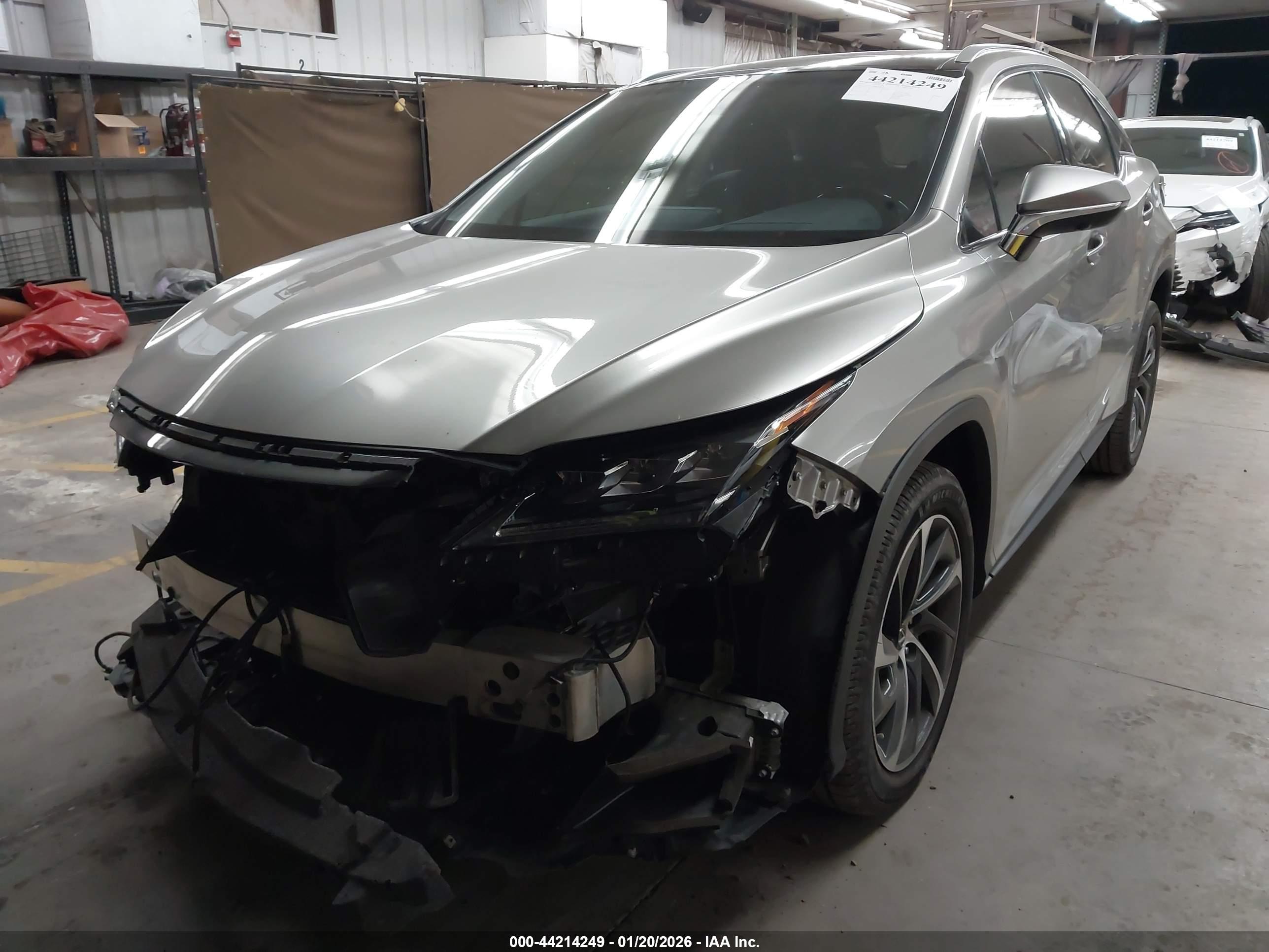 LEXUS RX image 2
