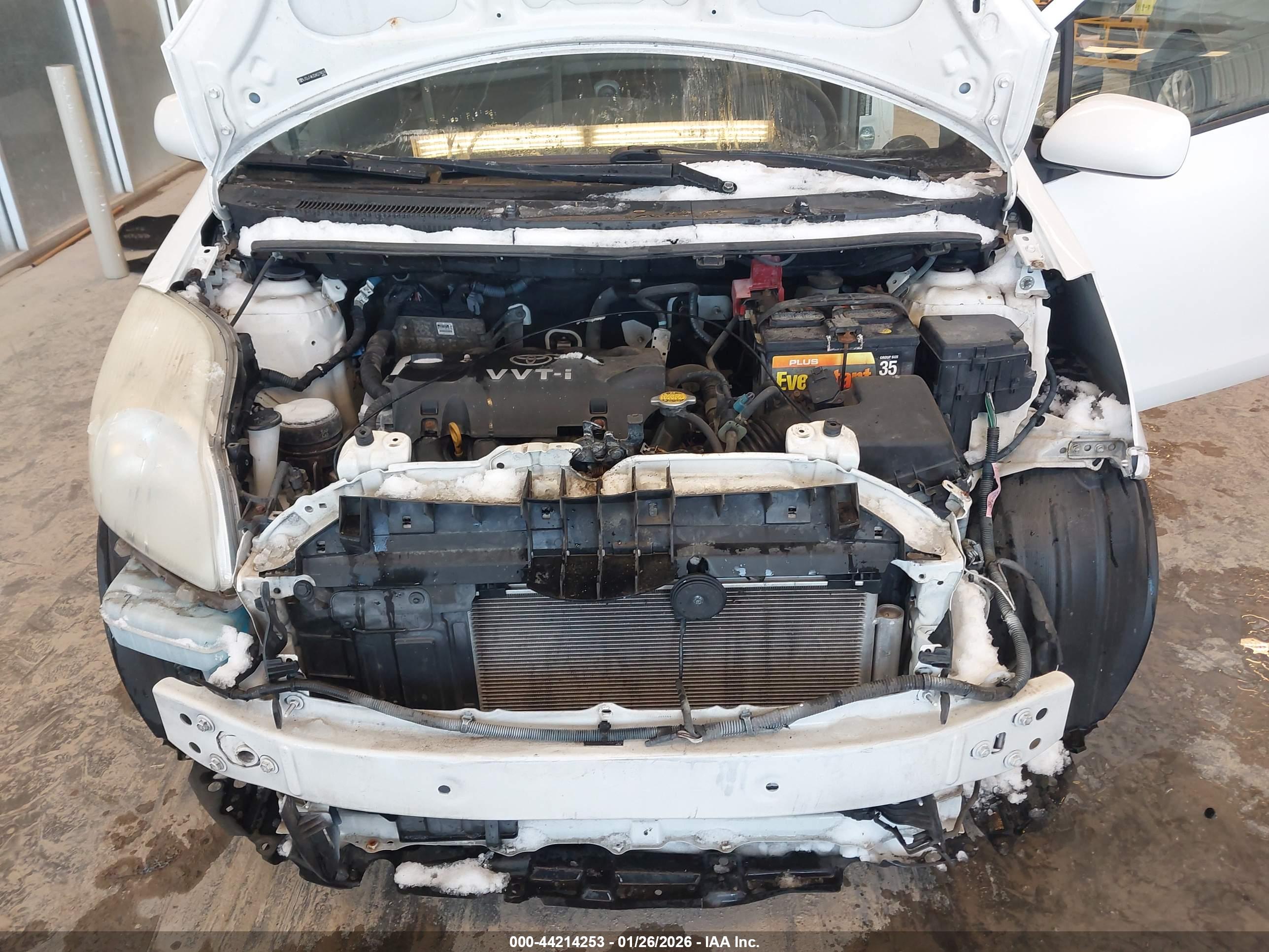 TOYOTA YARIS image 10