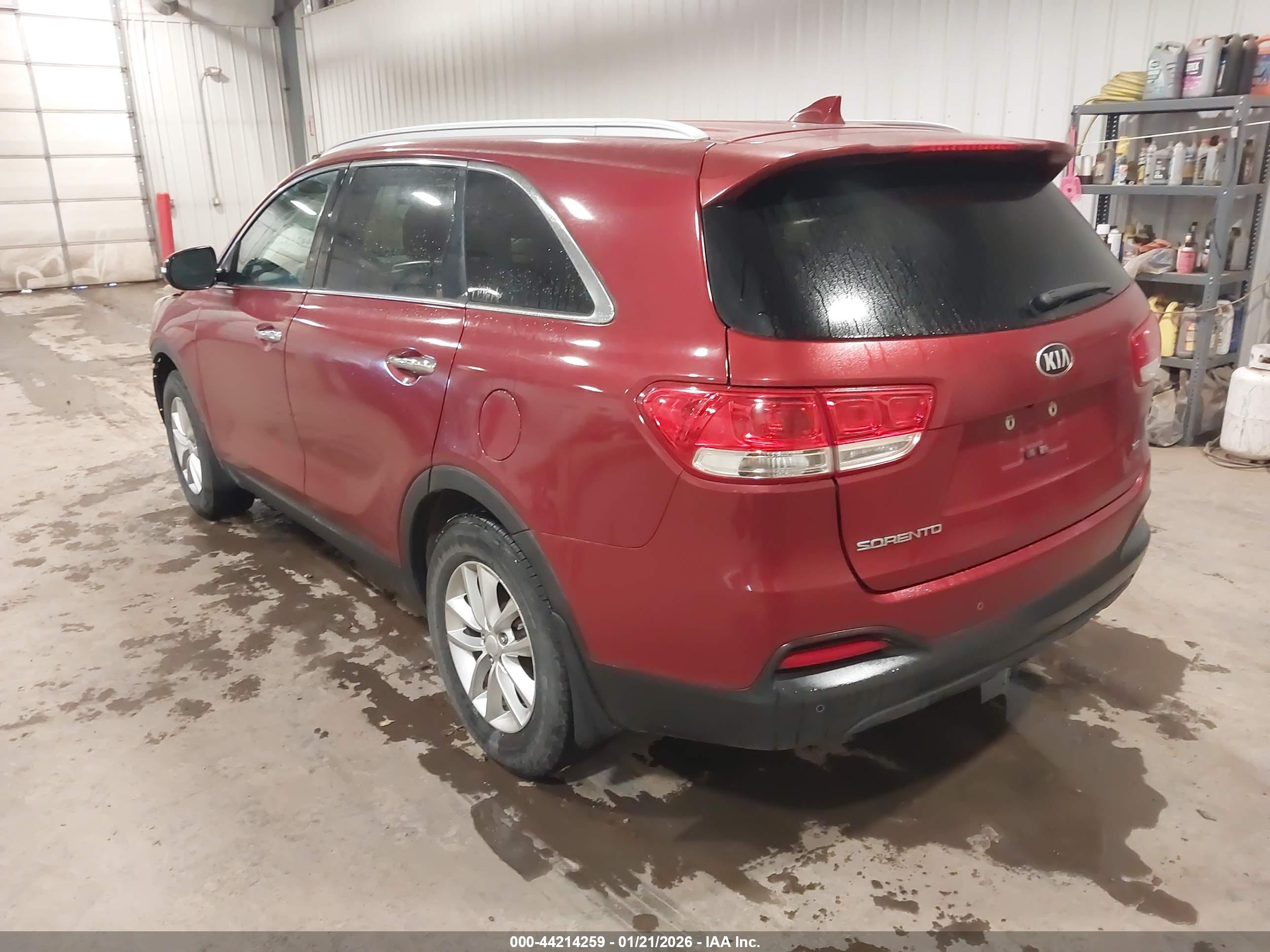 KIA SORENTO image 3